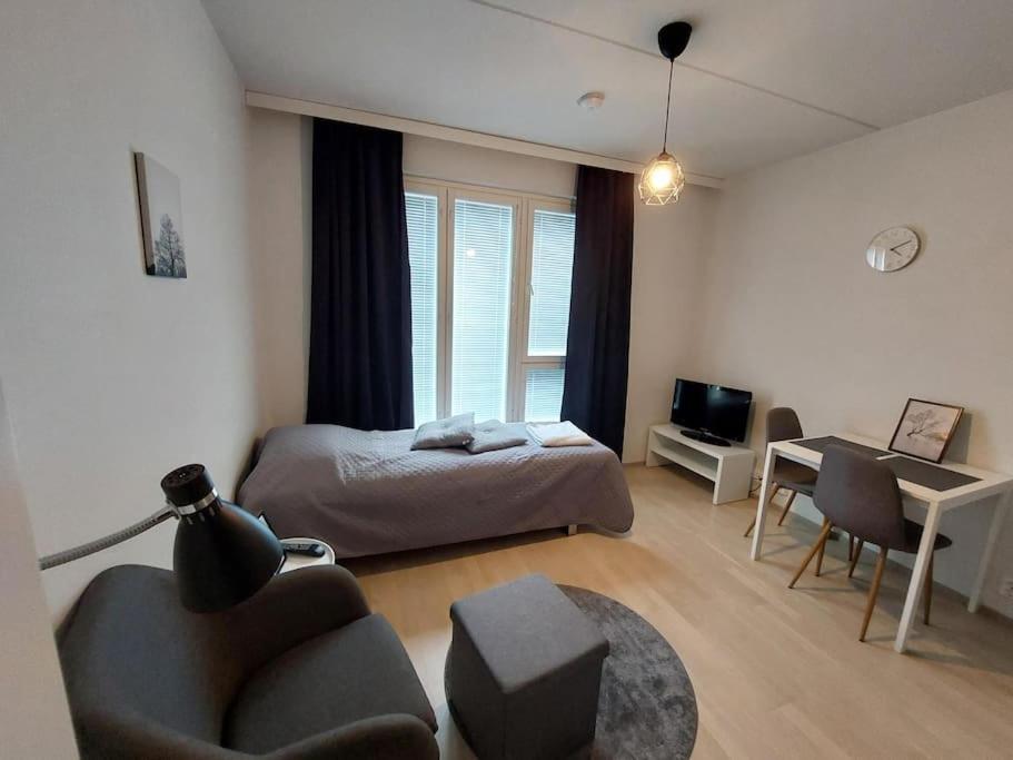 Studio Apartment photo 1
