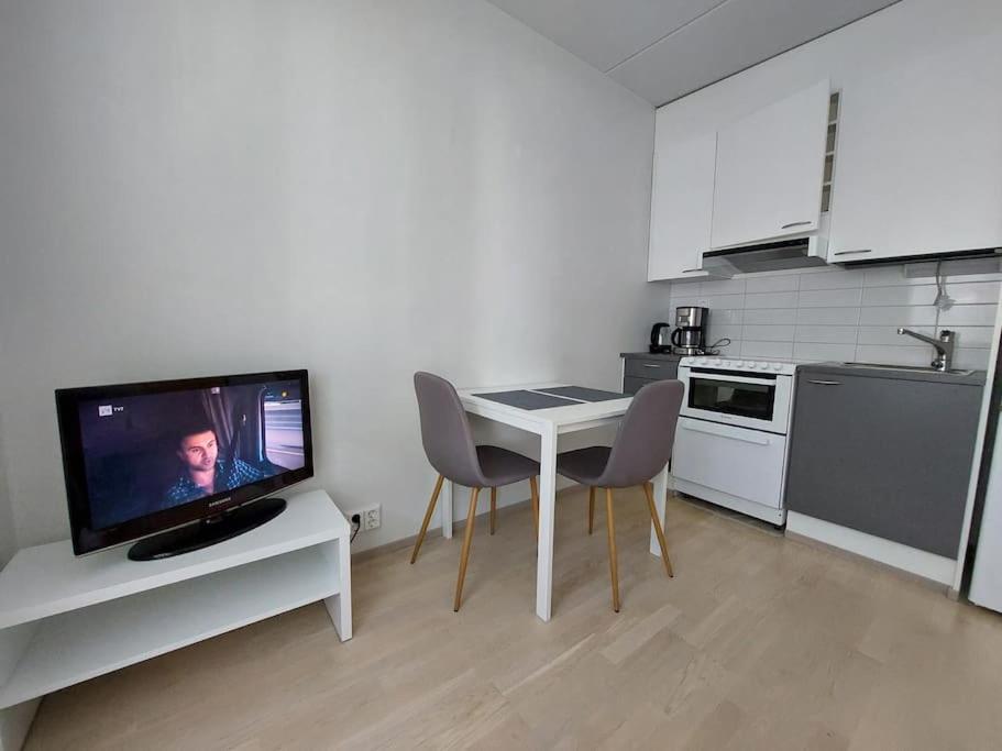 Studio Apartment photo 2