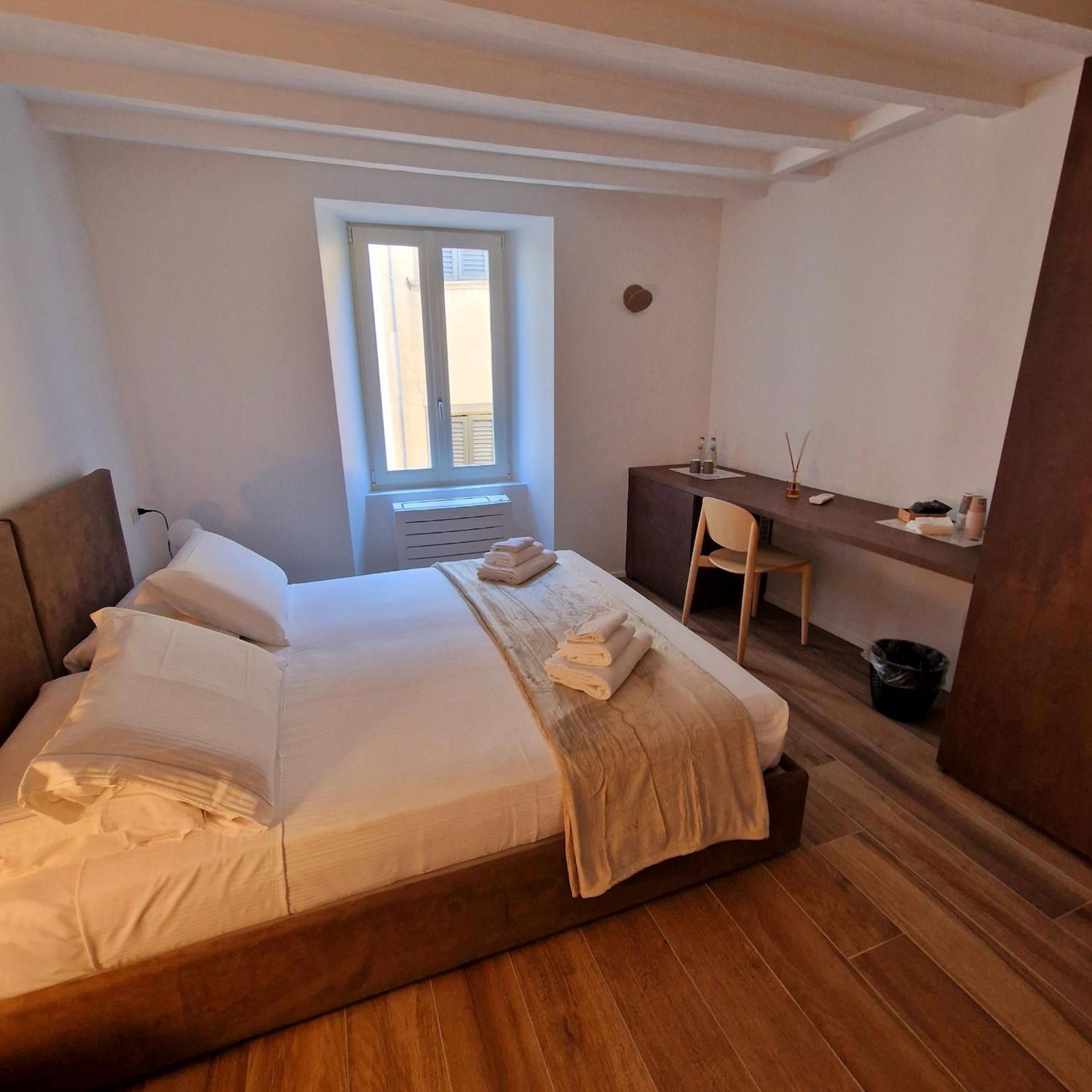Deluxe Double or Twin Room photo 1