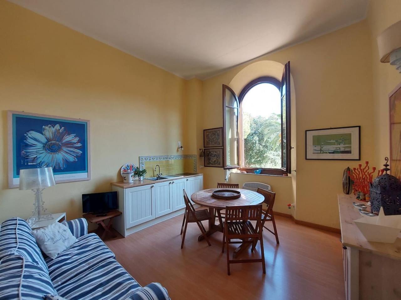 Two-Bedroom Apartment photo 1