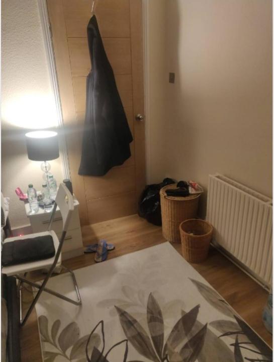 Double Room With Shared Bathroom photo 2
