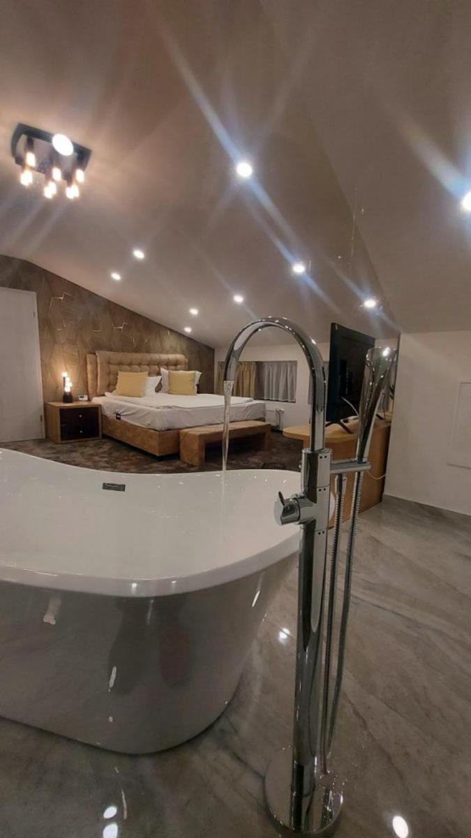 Superior Apartment - Photo 15