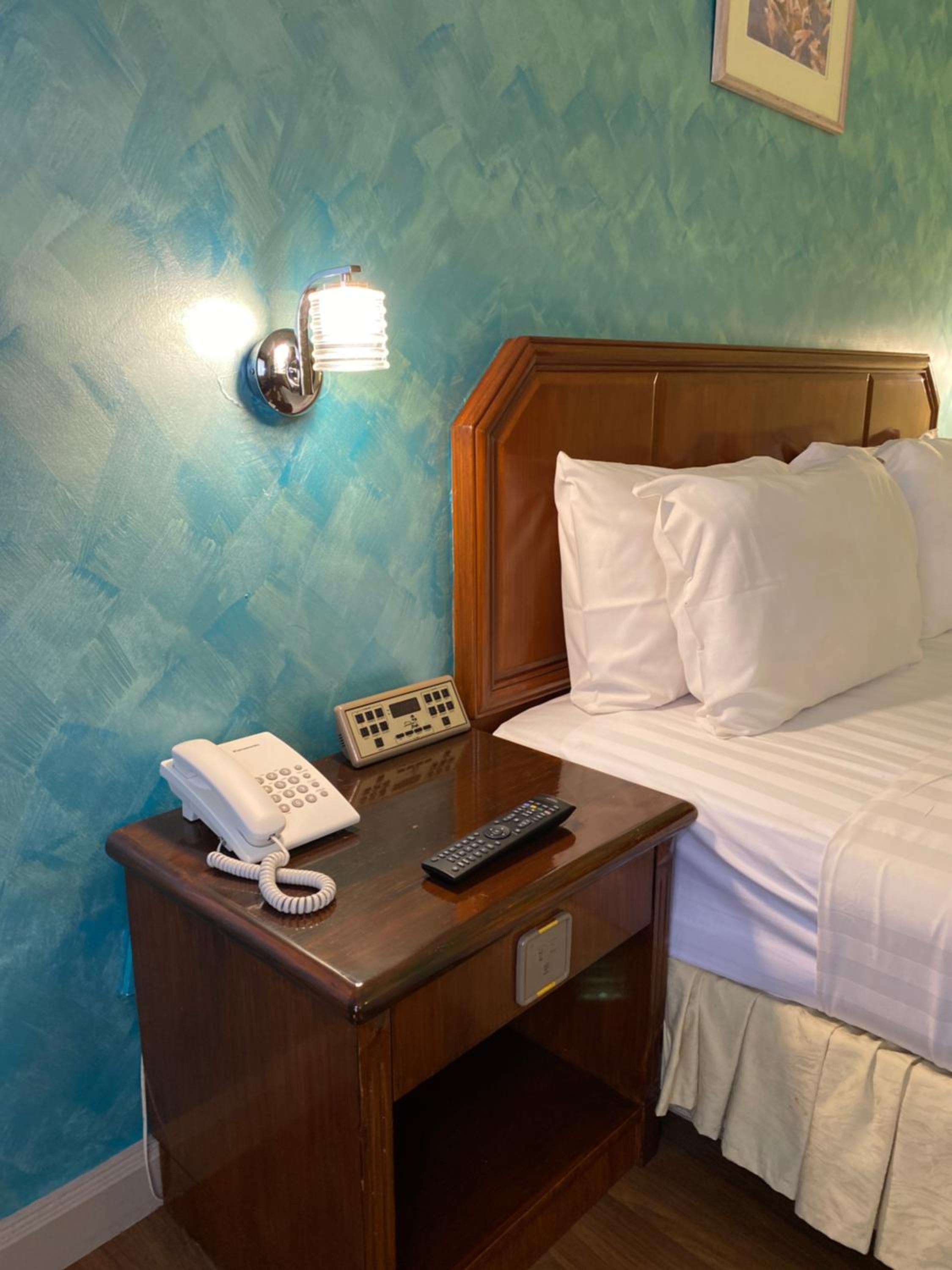 Selingan Deluxe King Room - Photo 18