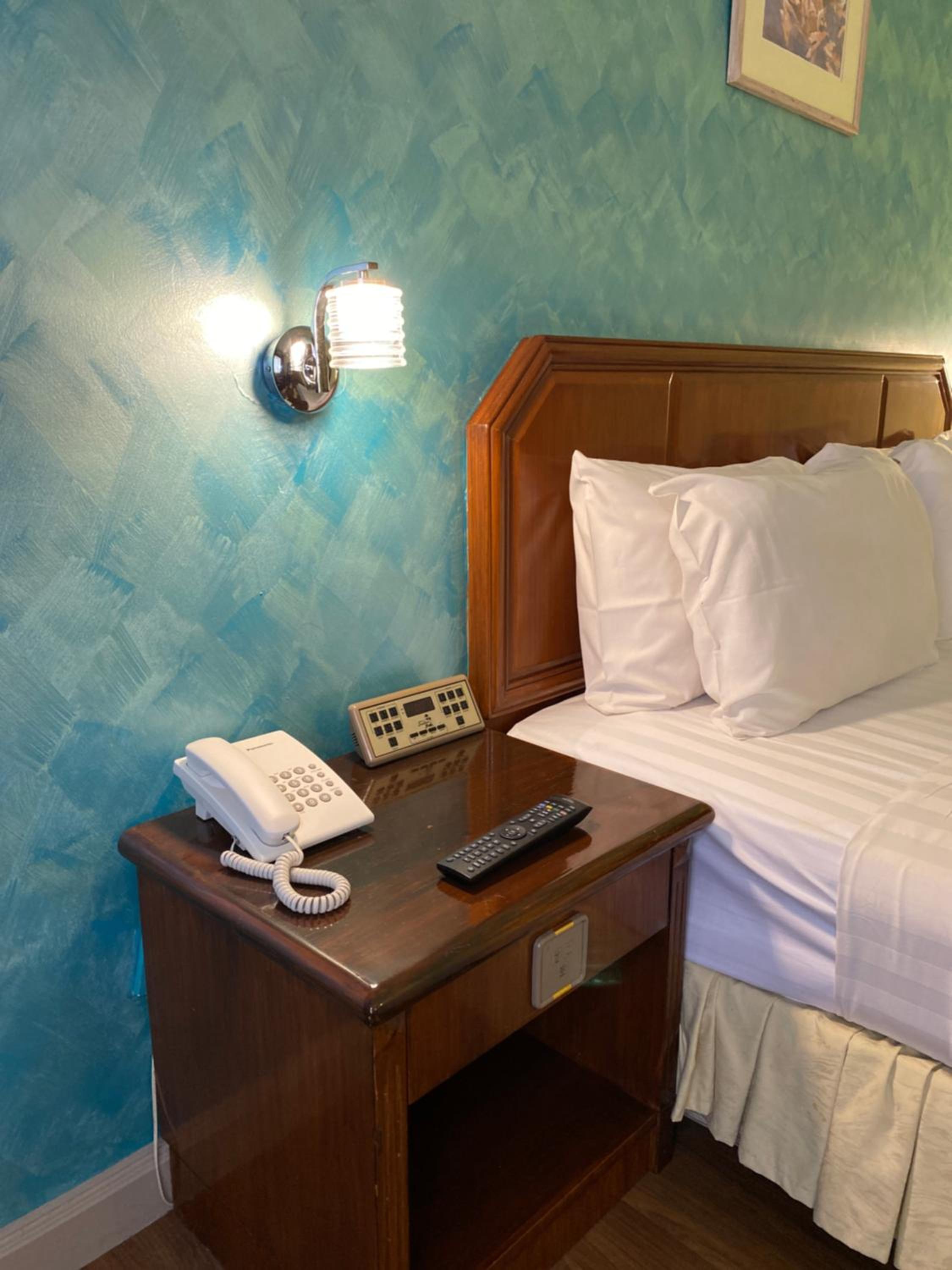 Selingan Deluxe King Room - Photo 20