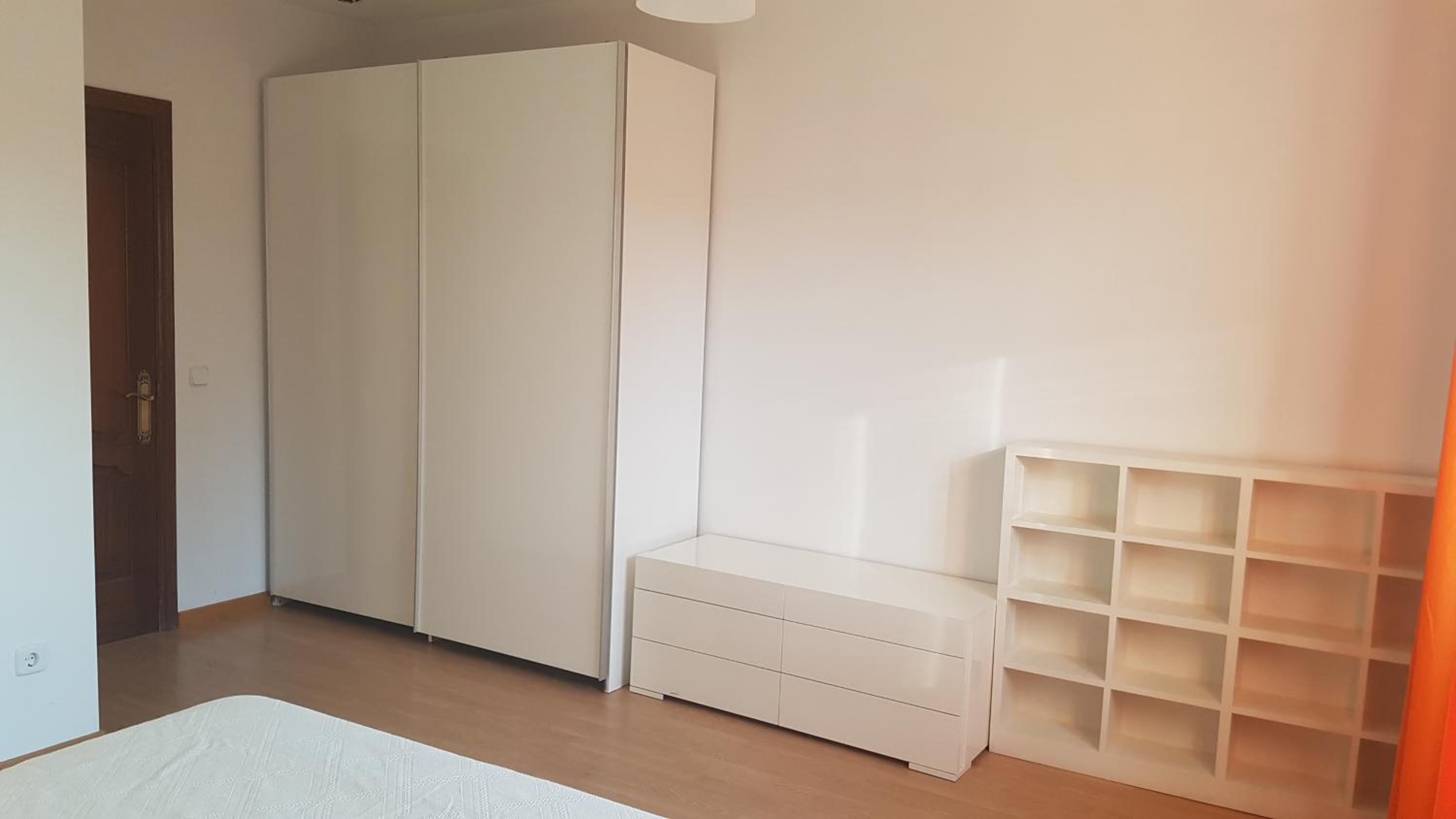 Casa de cuatro habitaciones