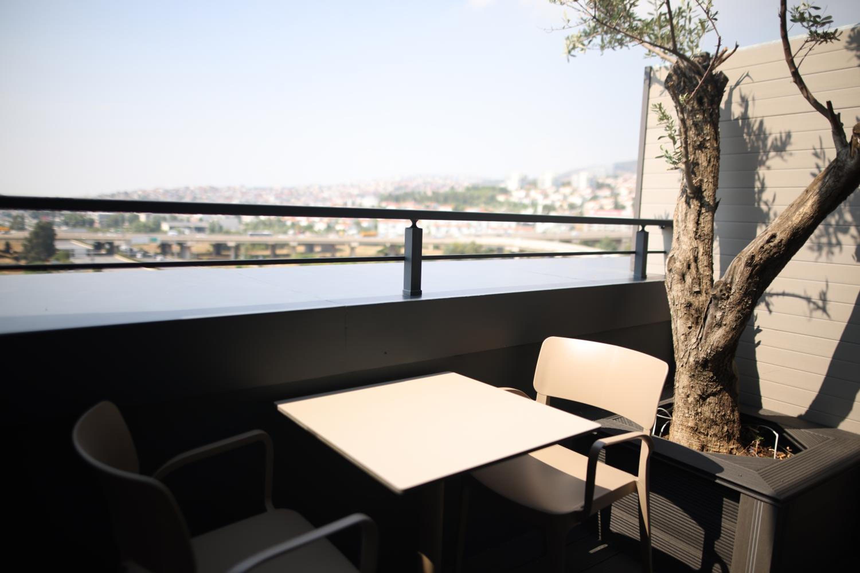 King Room with Panoramic View photo 2