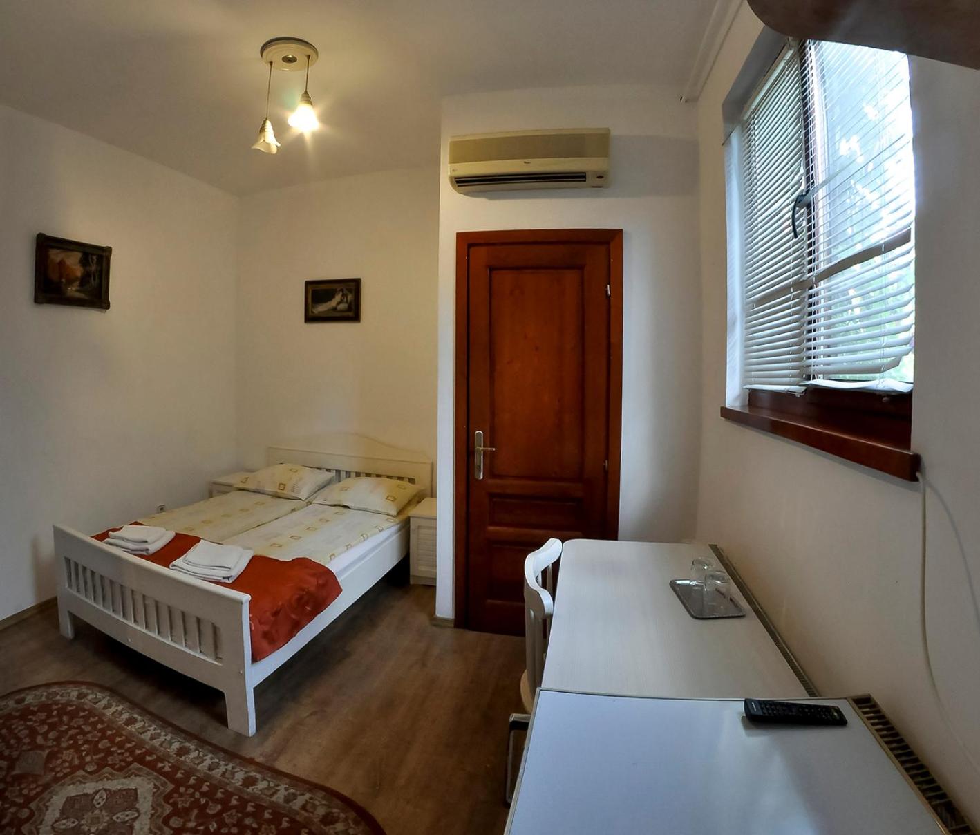 Double Room - Disability Access - Photo 15