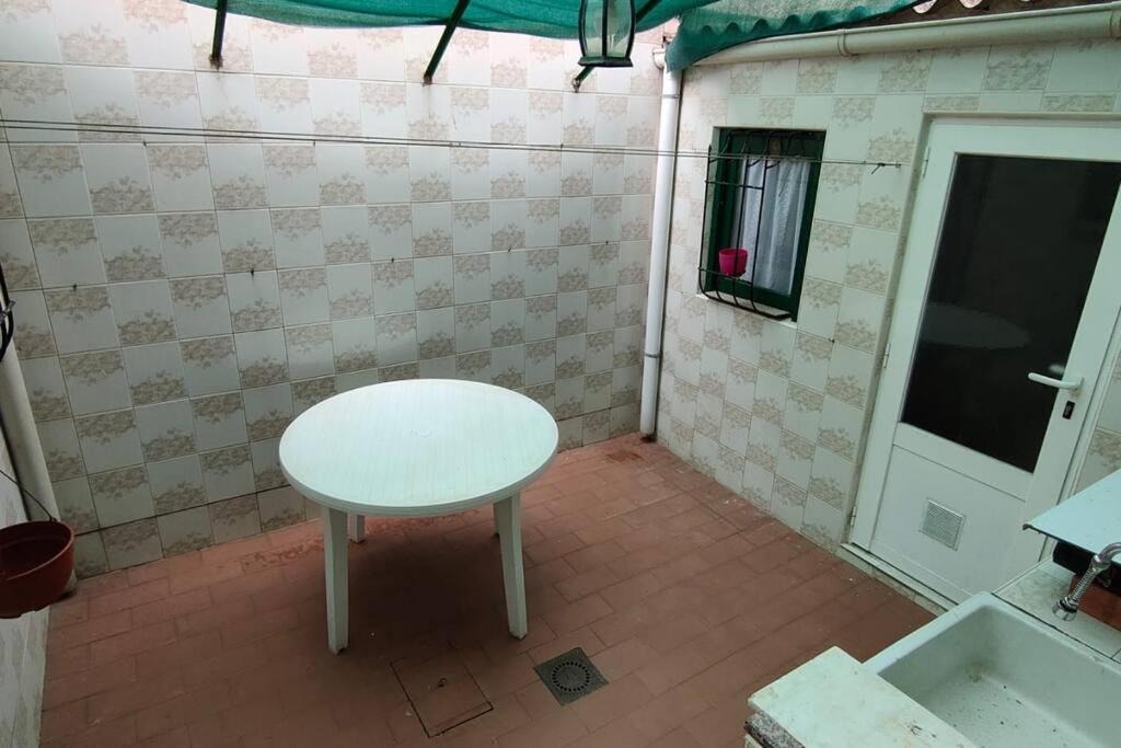 Three-Bedroom House photo 3