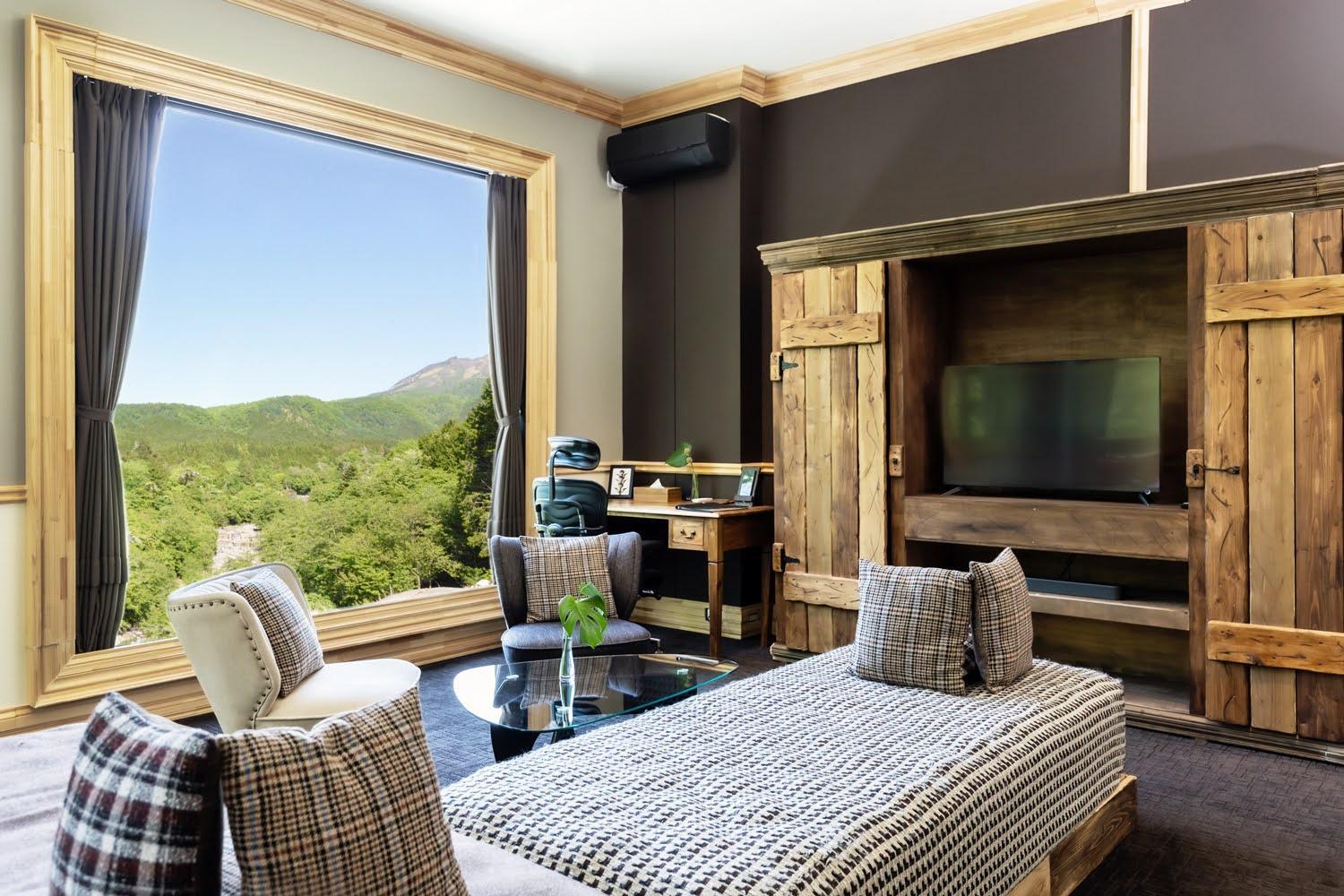 Deluxe Room with River View