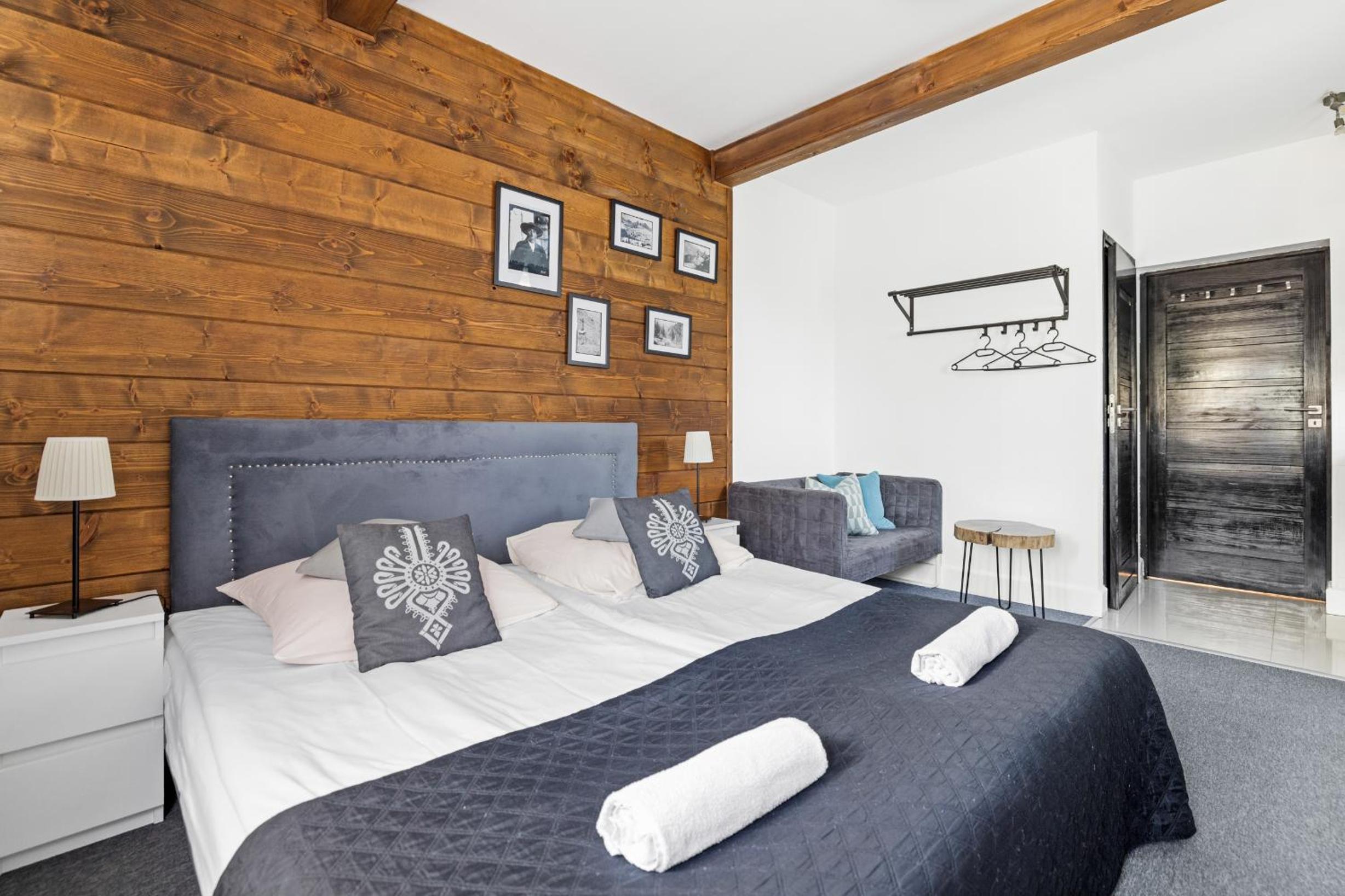 Deluxe Double or Twin Room photo 3