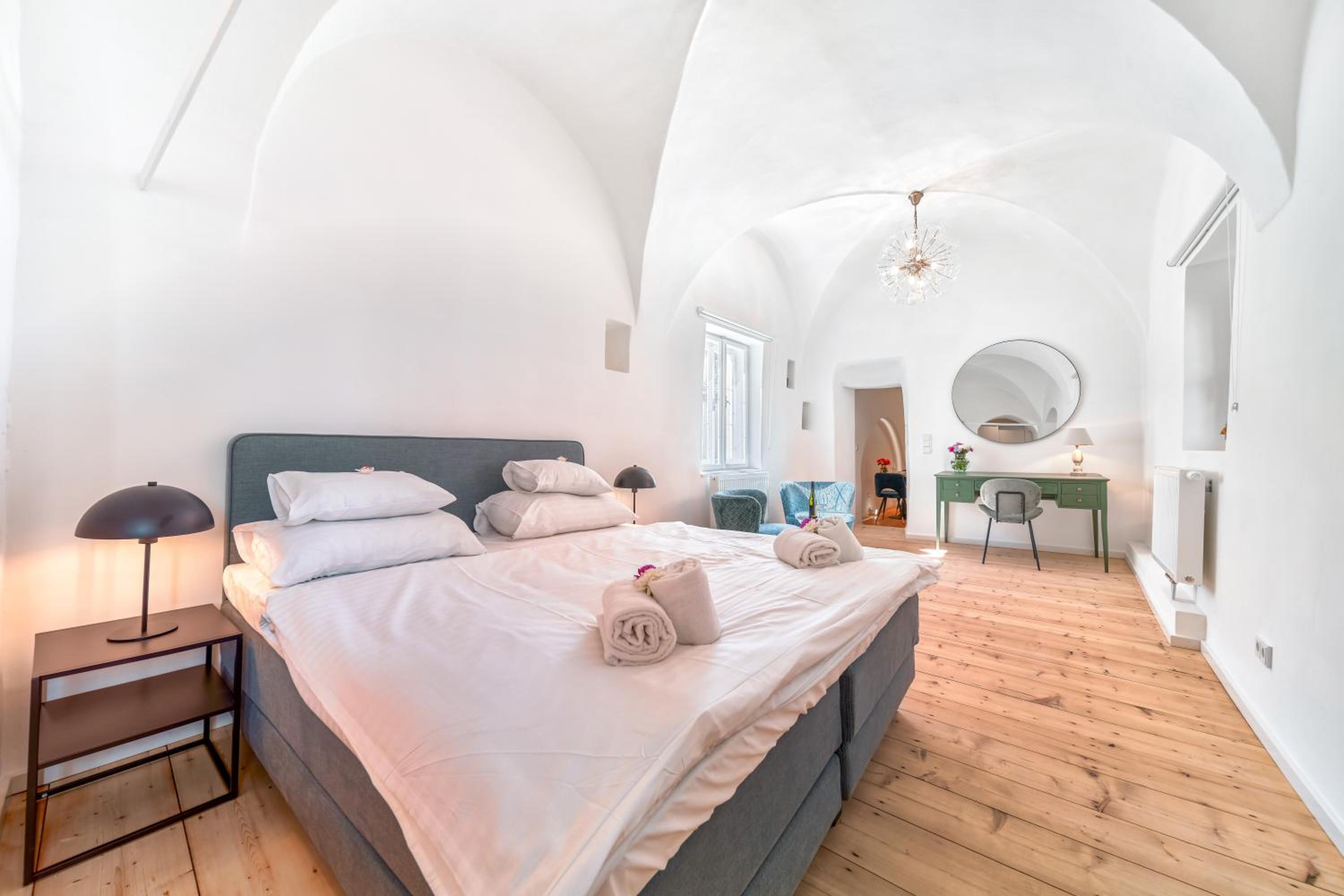 Superior Apartment