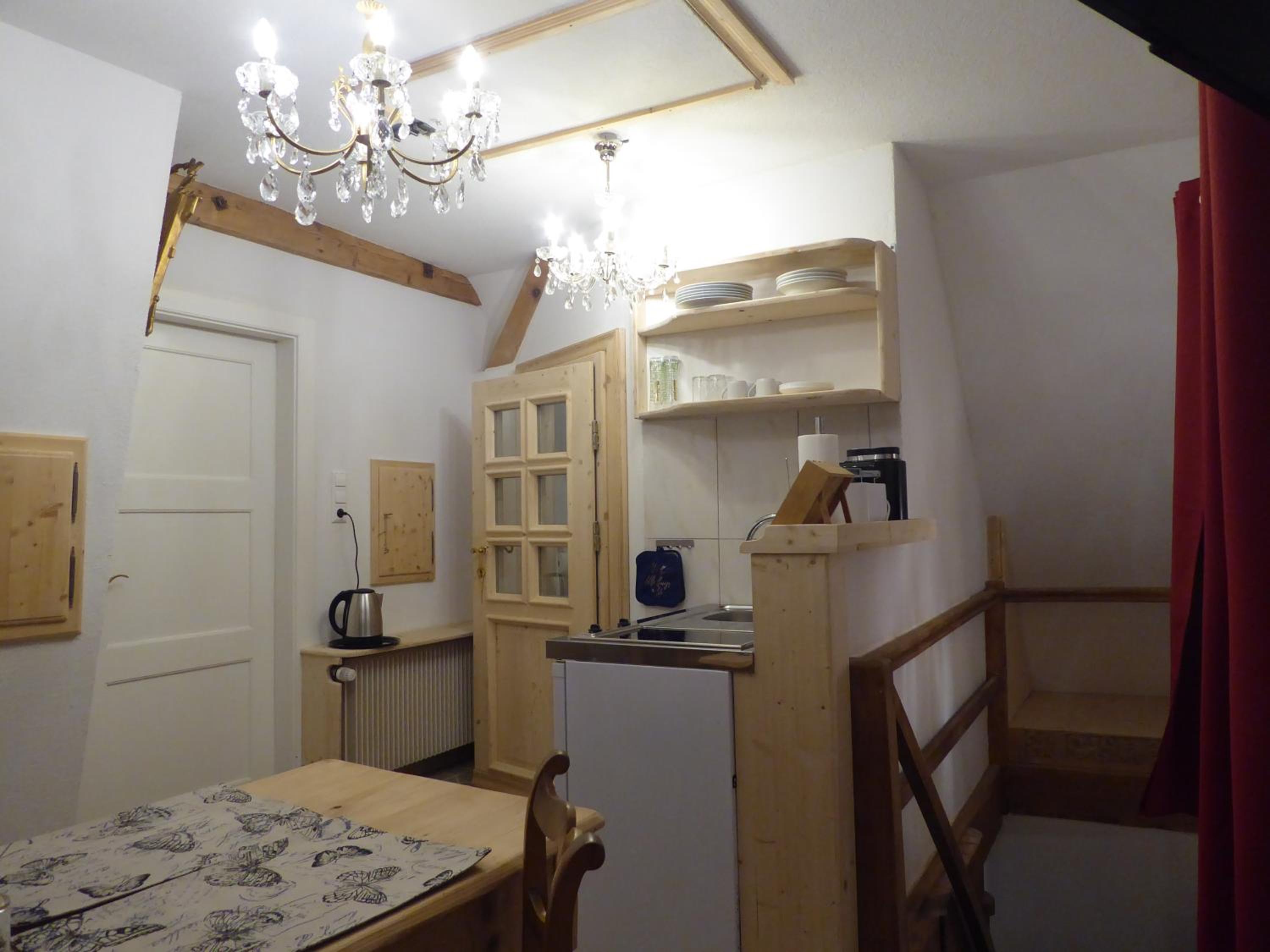 One-Bedroom Apartment - Photo 12