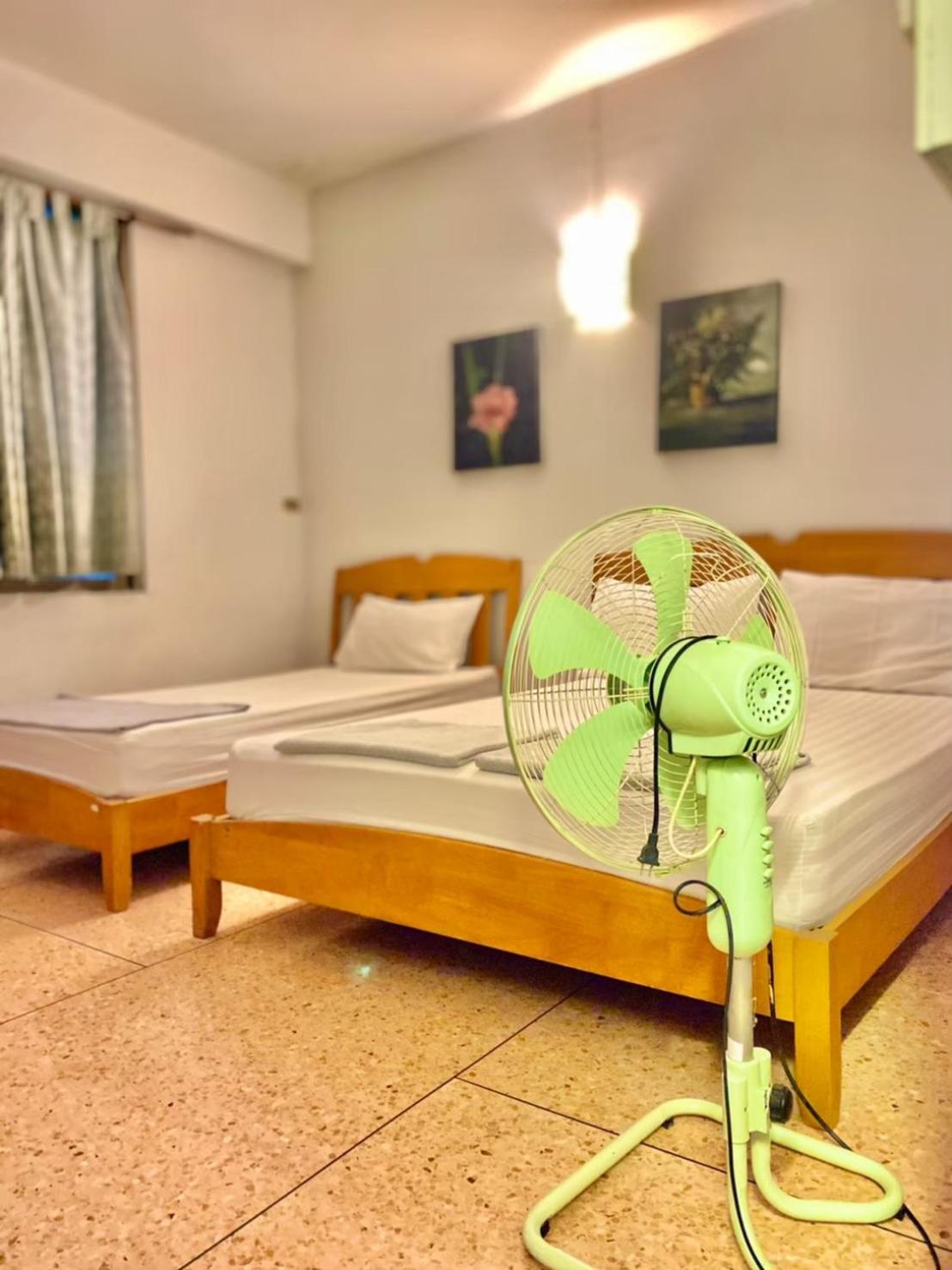 Budget Triple Room with Fan - Photo 2