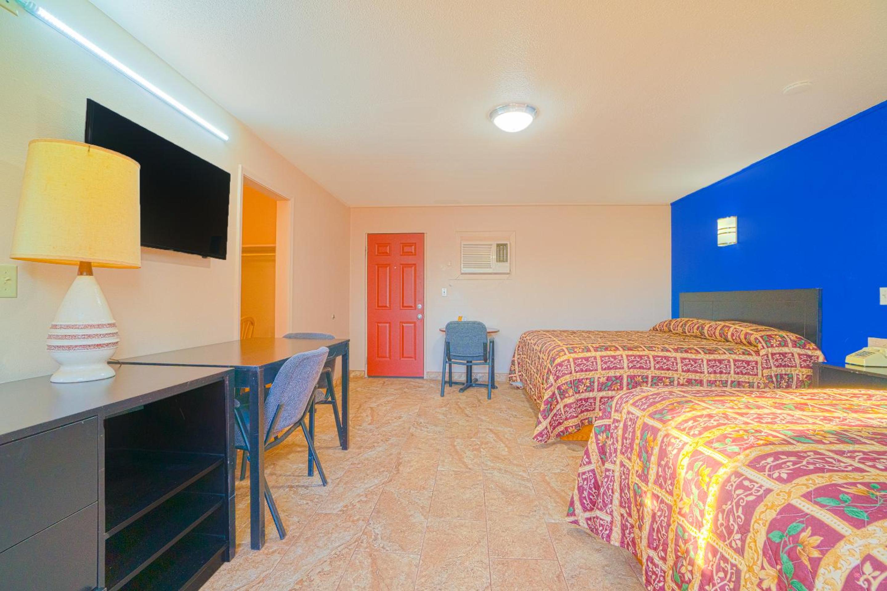2 King Bed	 - Photo 5
