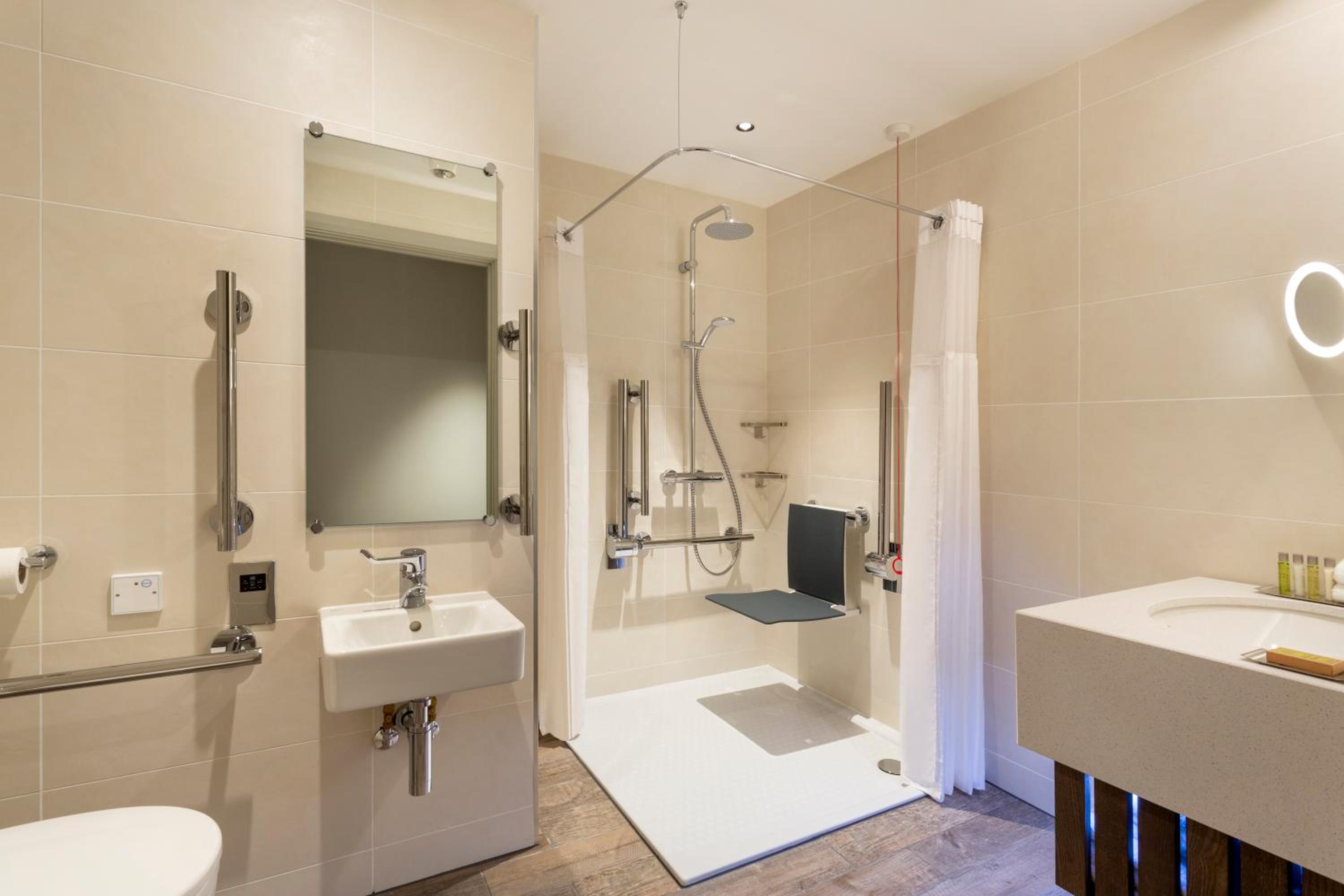 King Room - Mobility Access - Photo 4