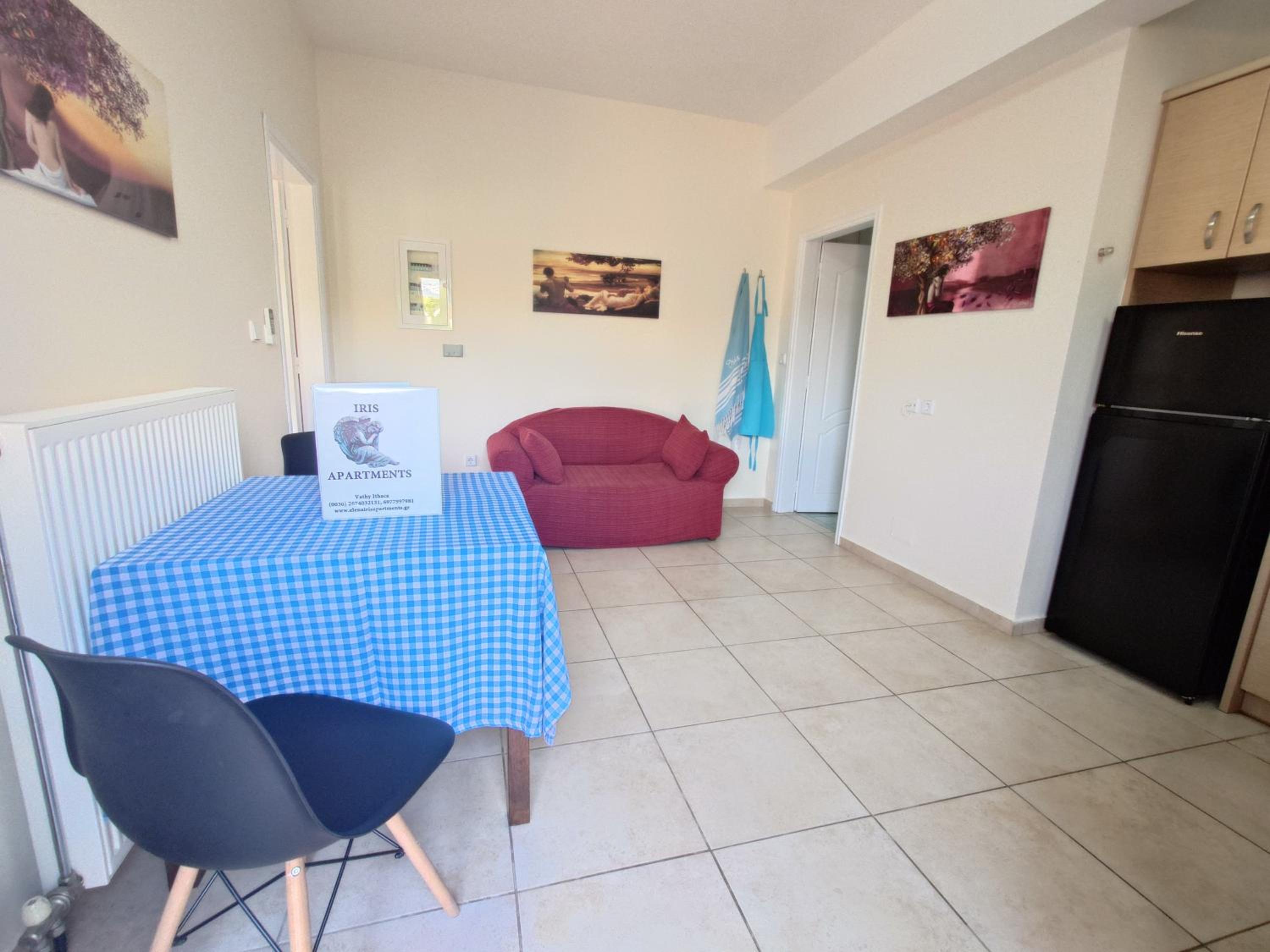 One-Bedroom Apartment - Photo 7