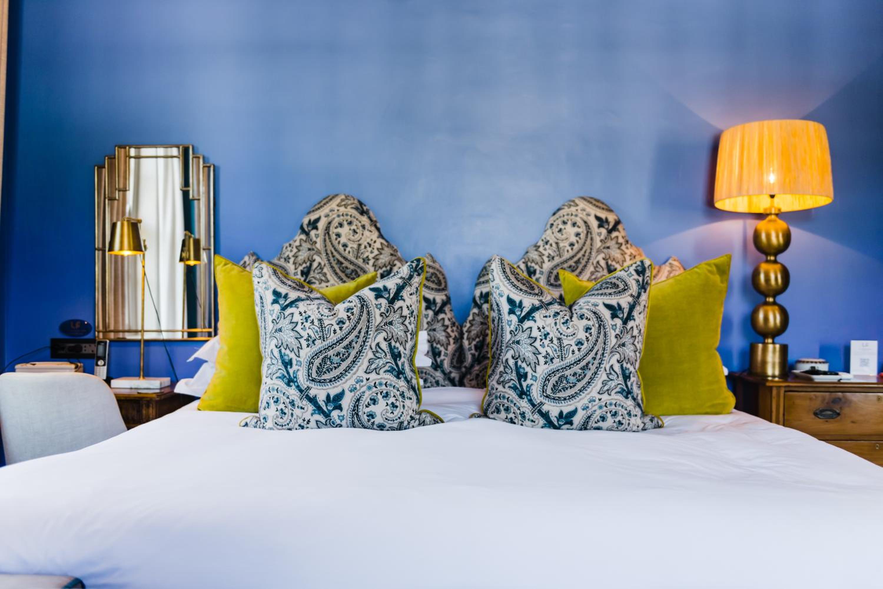 Mountain View Suite - Photo 8