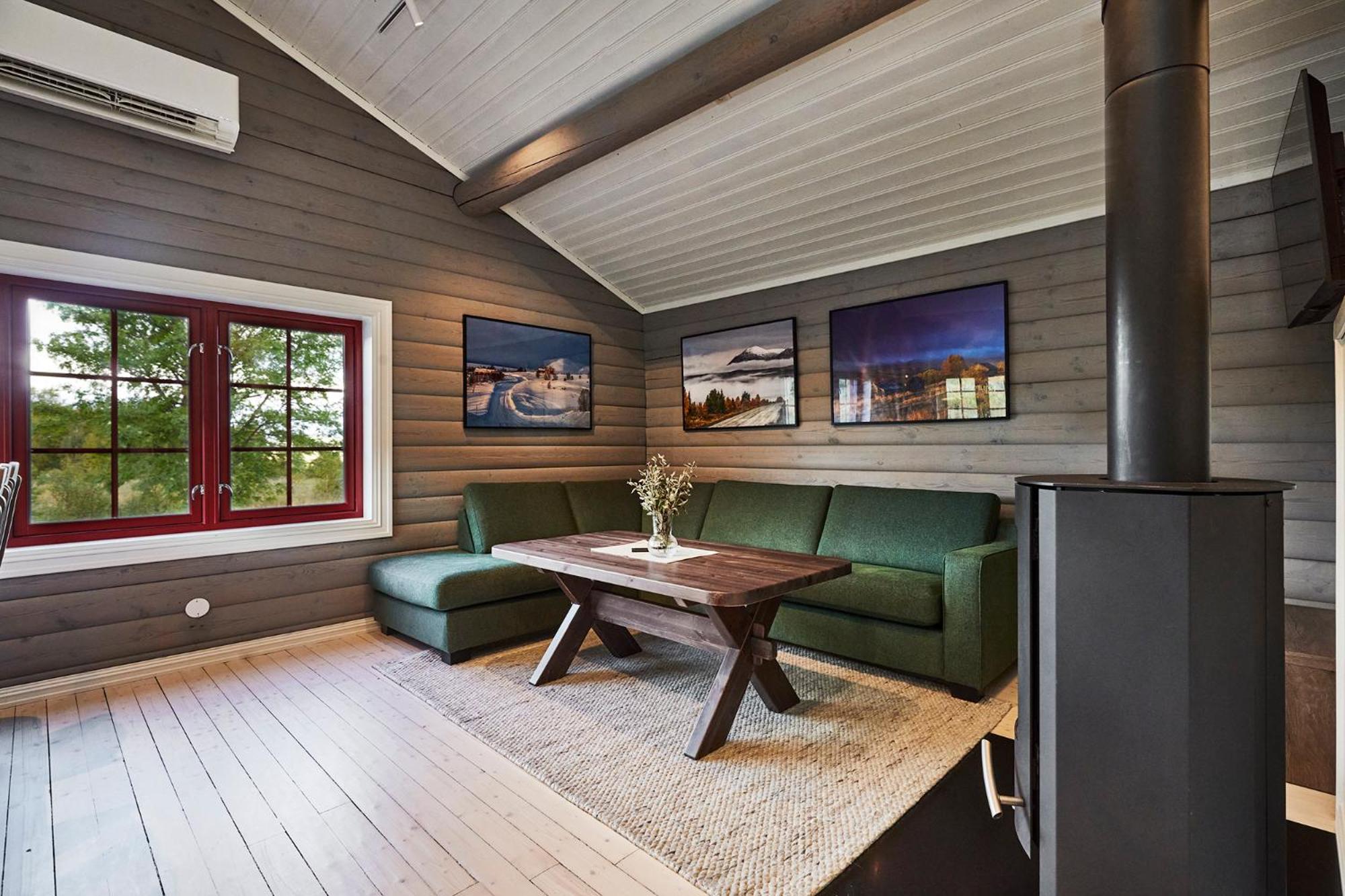 Three-Bedroom House photo 1
