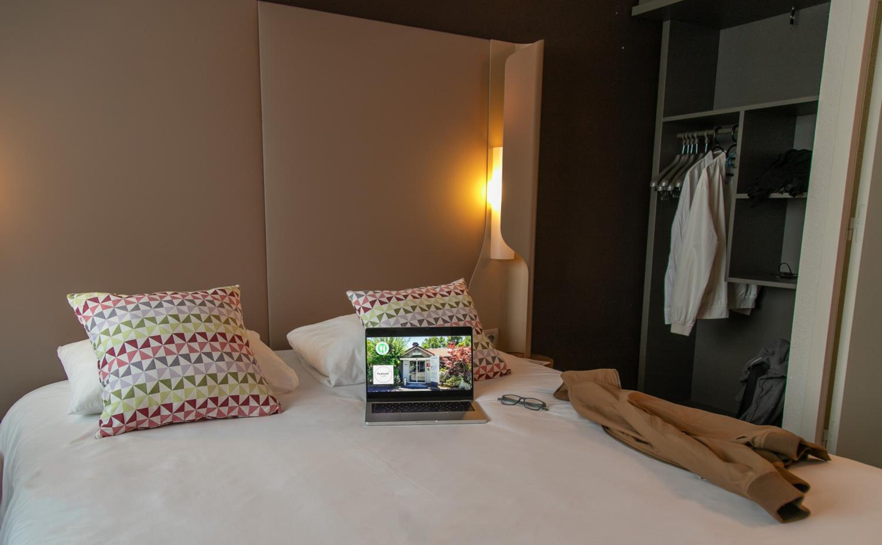 Standard Room - 1 Double Bed - Photo 11