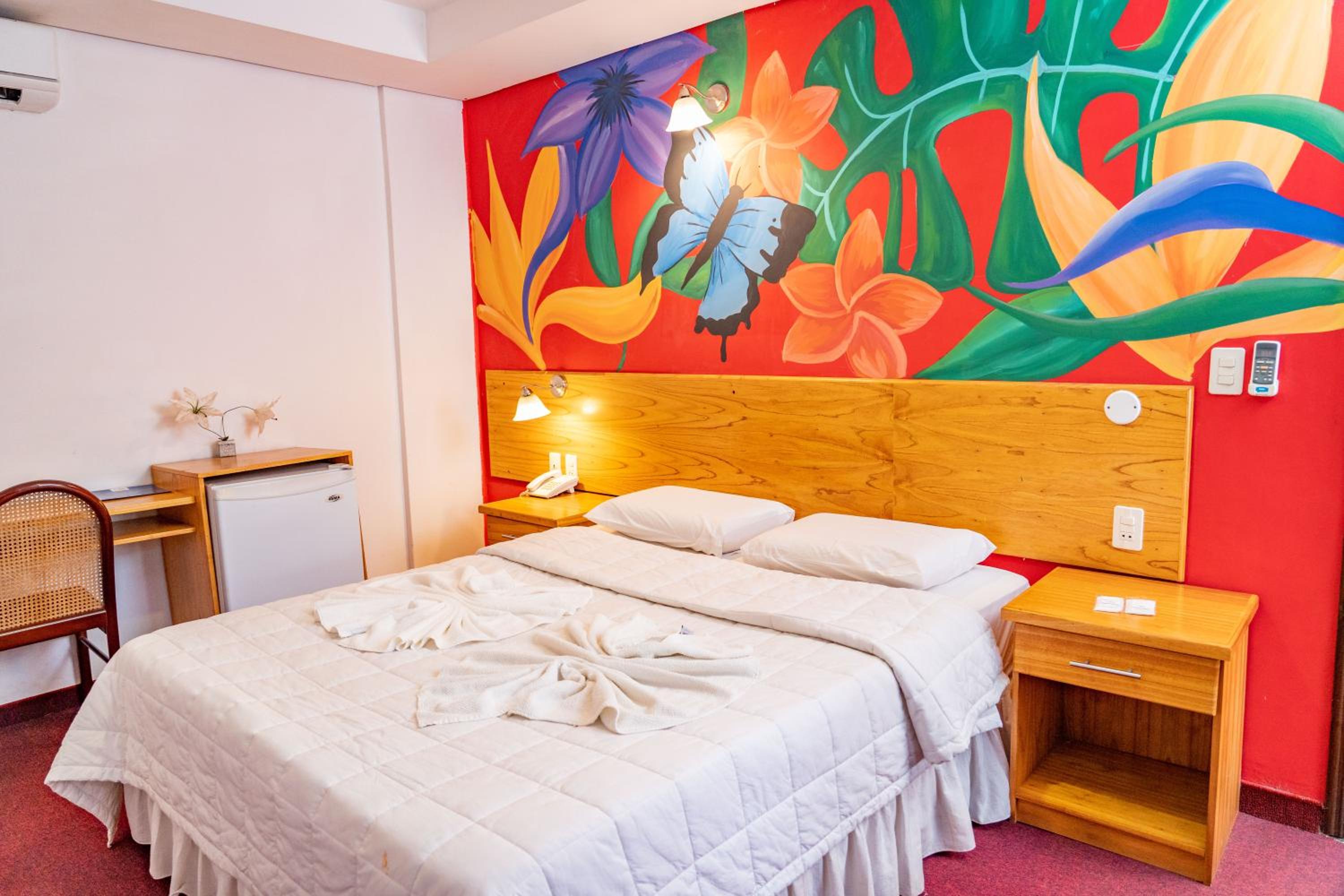 King Room with Lake View photo 2