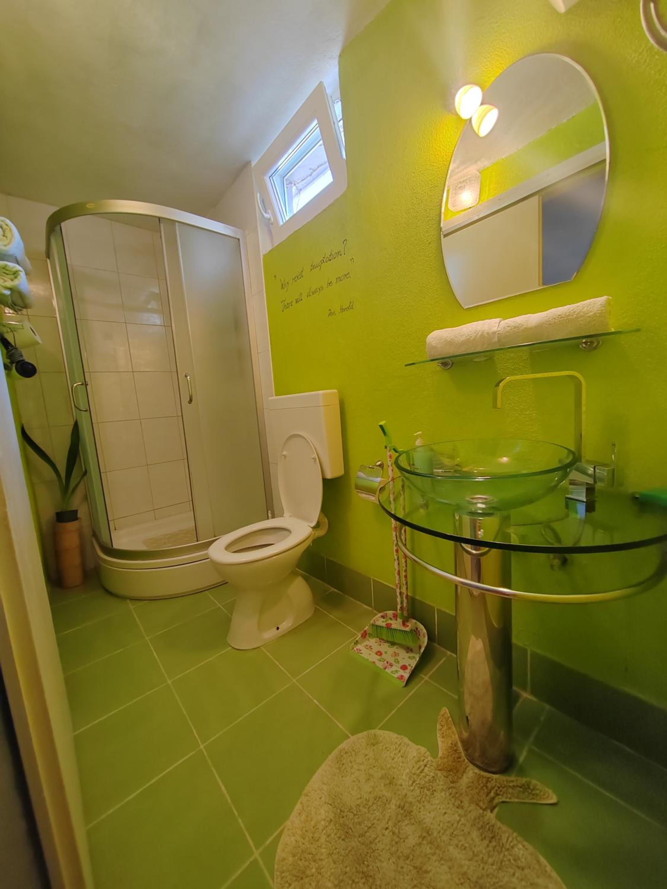 One-Bedroom Apartment - Photo 10