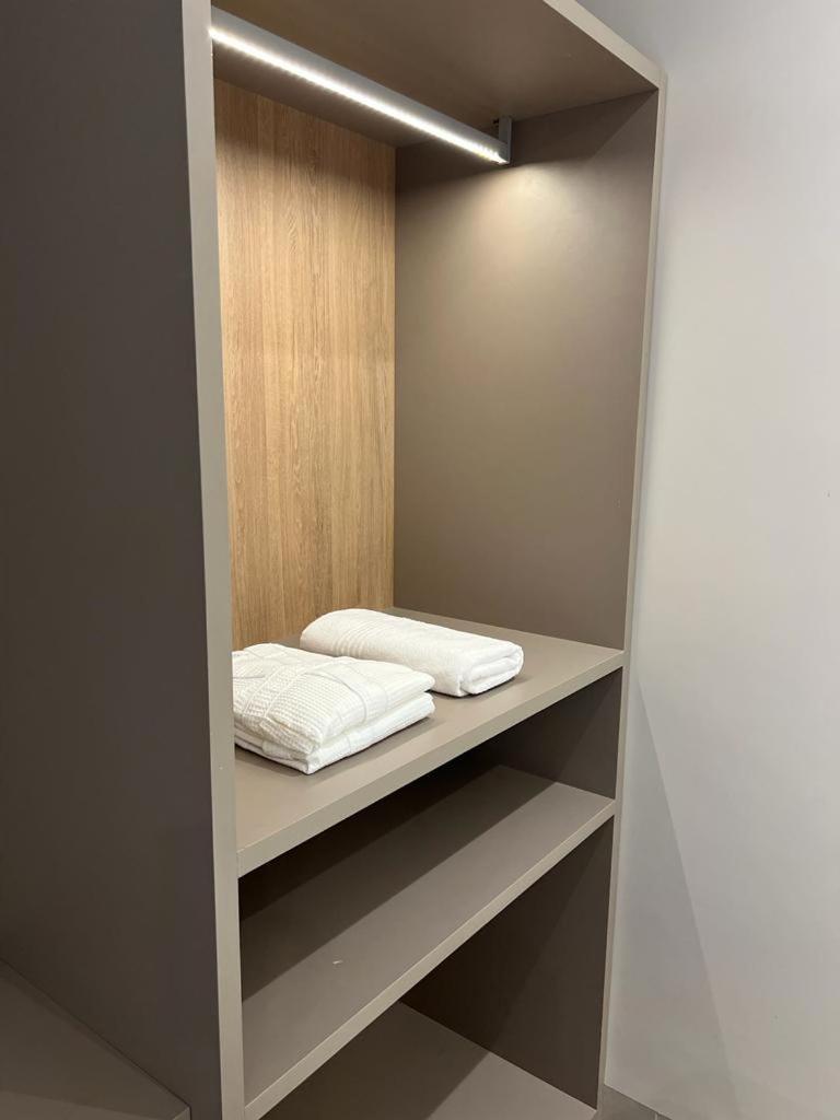 Deluxe Triple Room - Photo 7