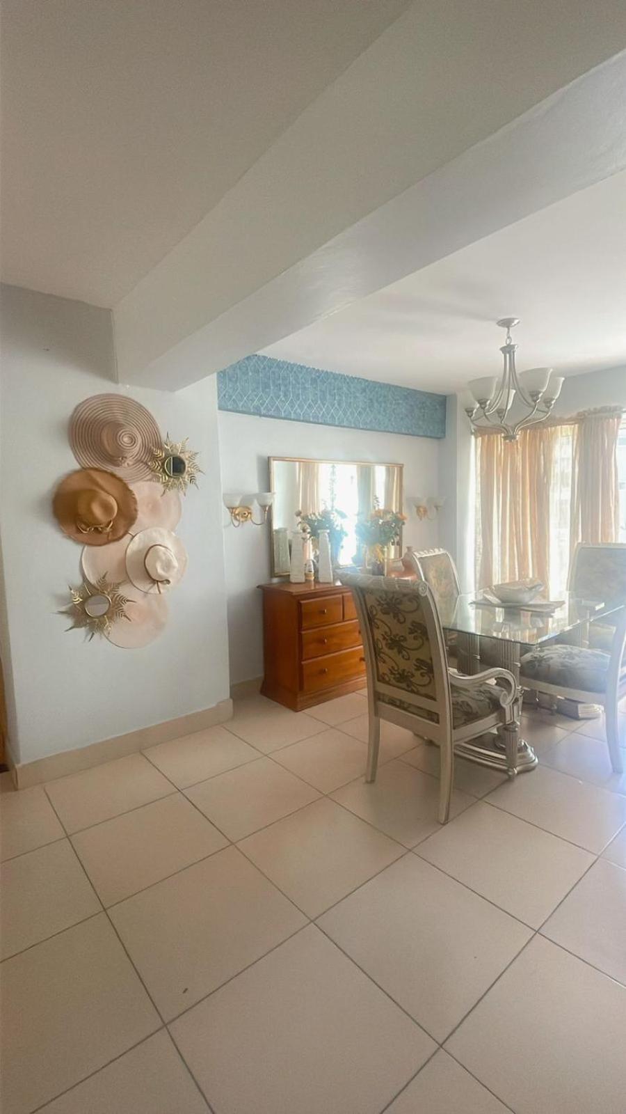 Three-Bedroom Apartment photo 3