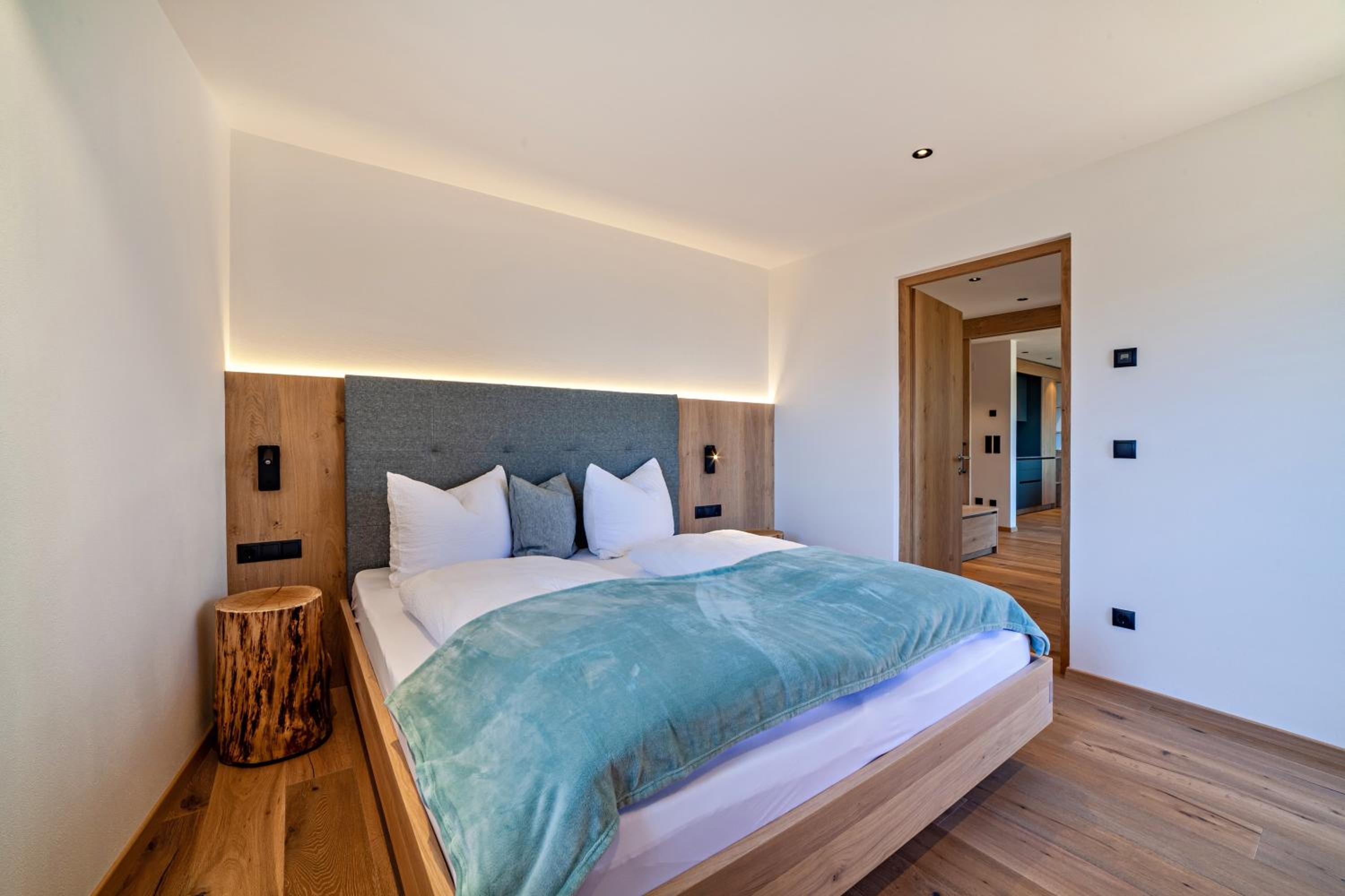 One-Bedroom Apartment with Garden View photo 3