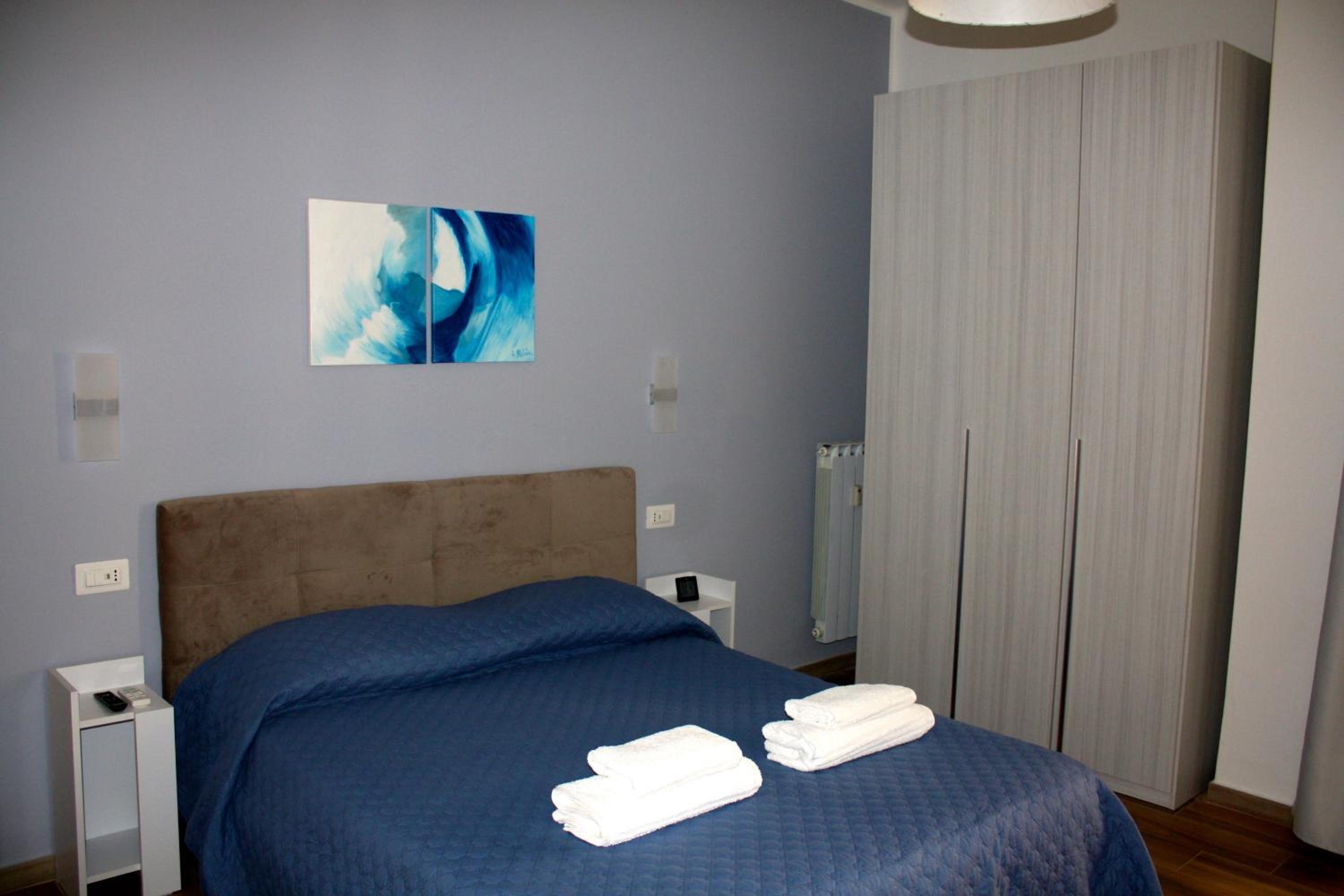 Double Room with Private External Bathroom