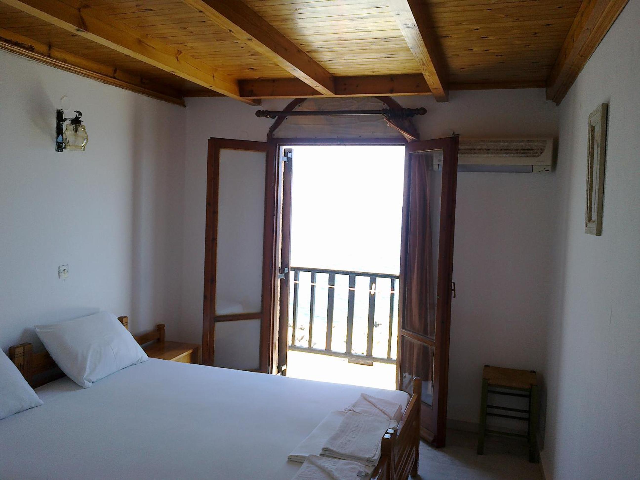 Double or Twin Room with Sea View