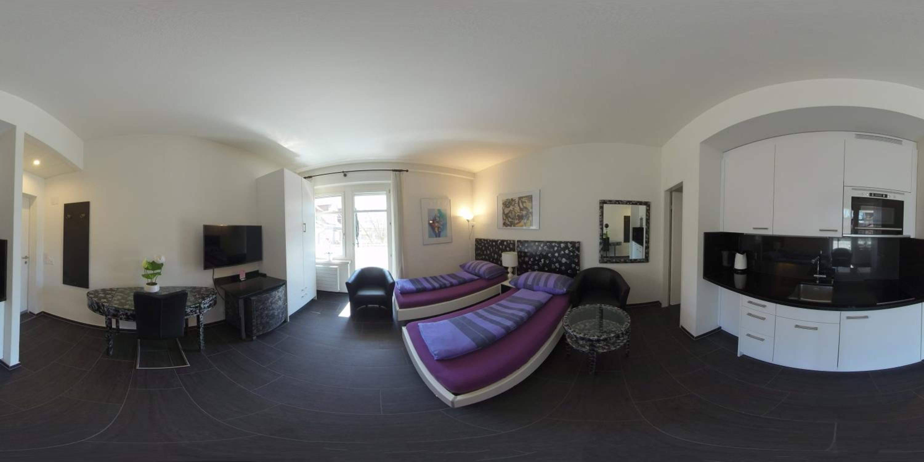 Standard Twin Room - Photo 15