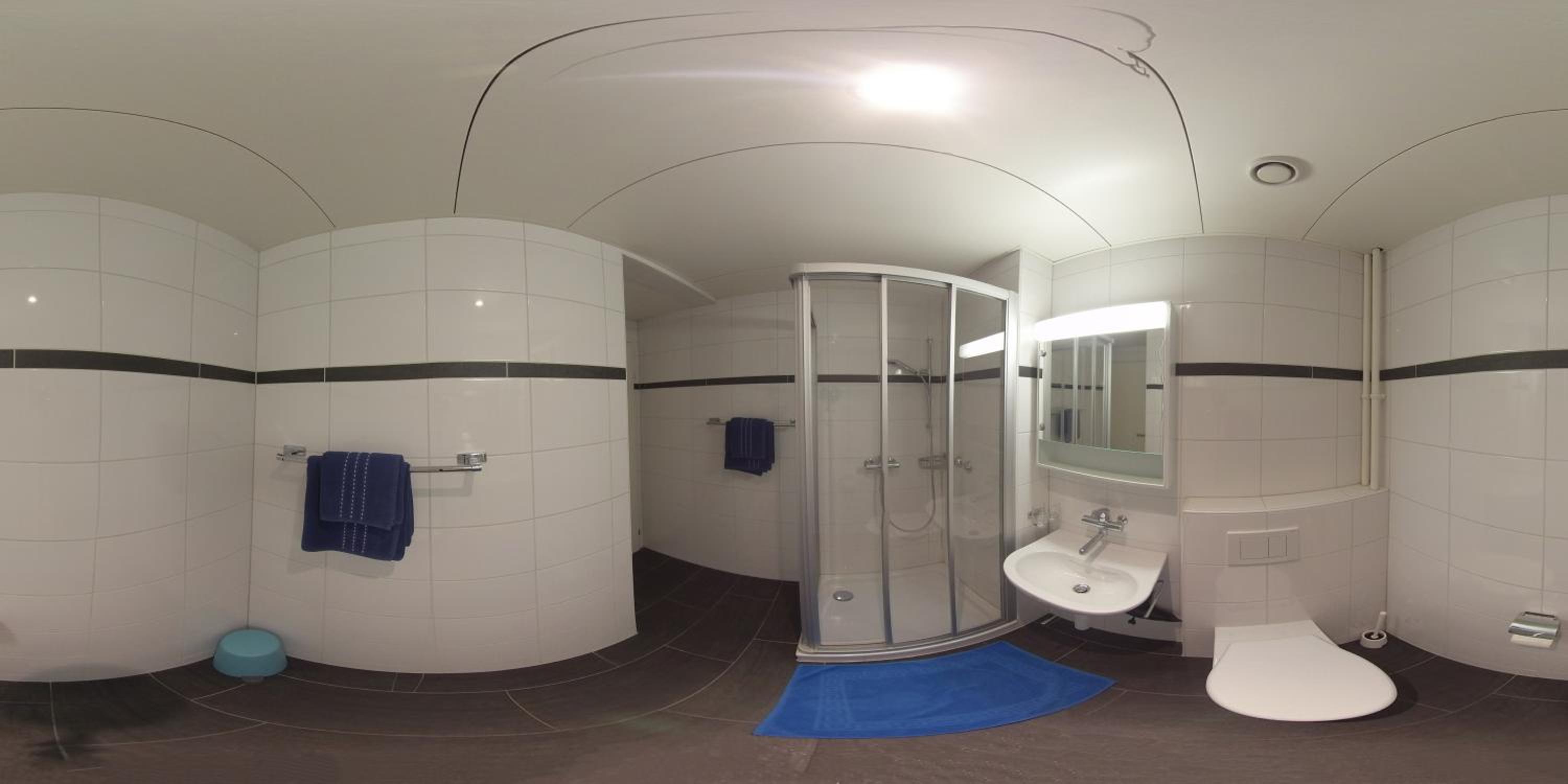 Standard Twin Room - Photo 11