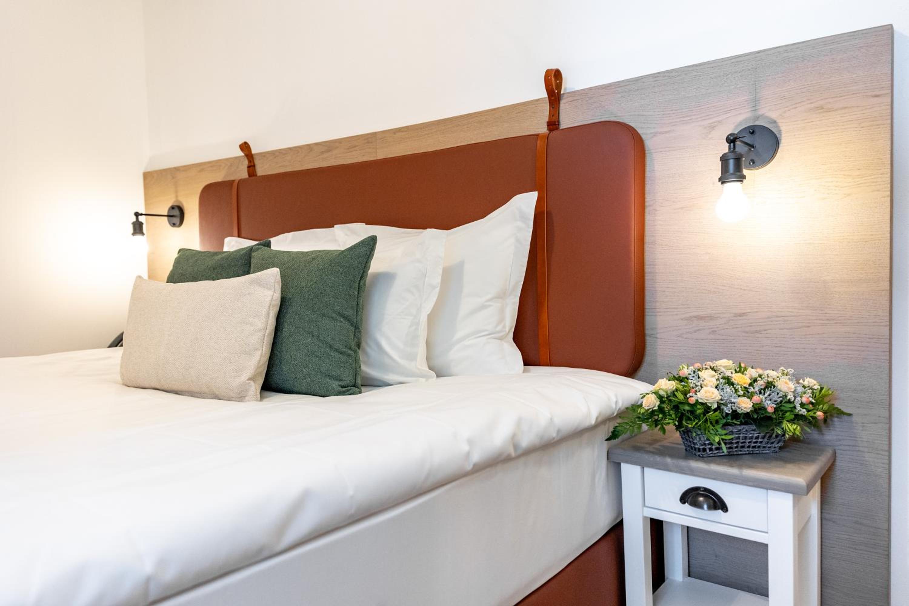 Standard Double Room - Photo 6