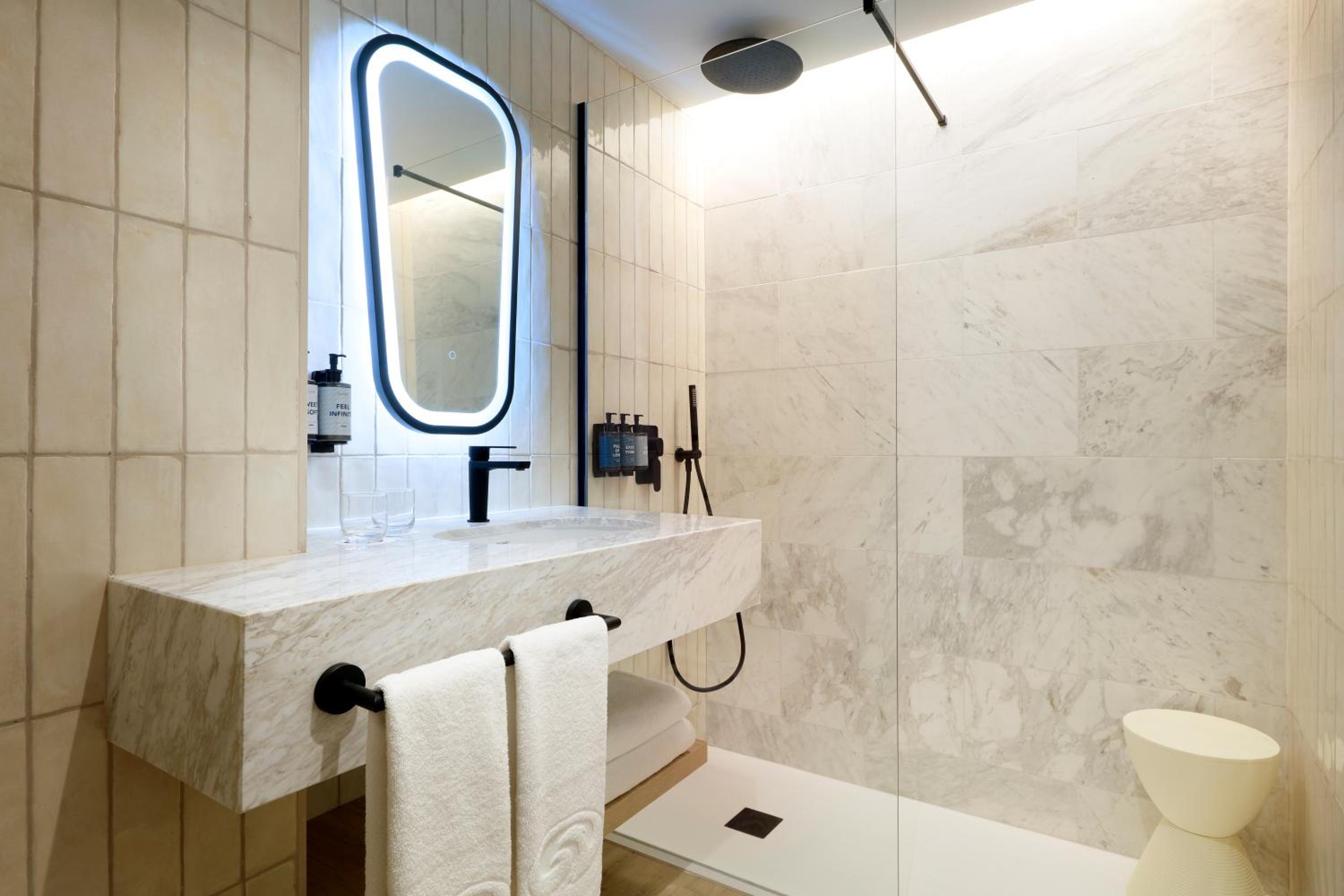 Junior Suite Jacuzzi Terrace