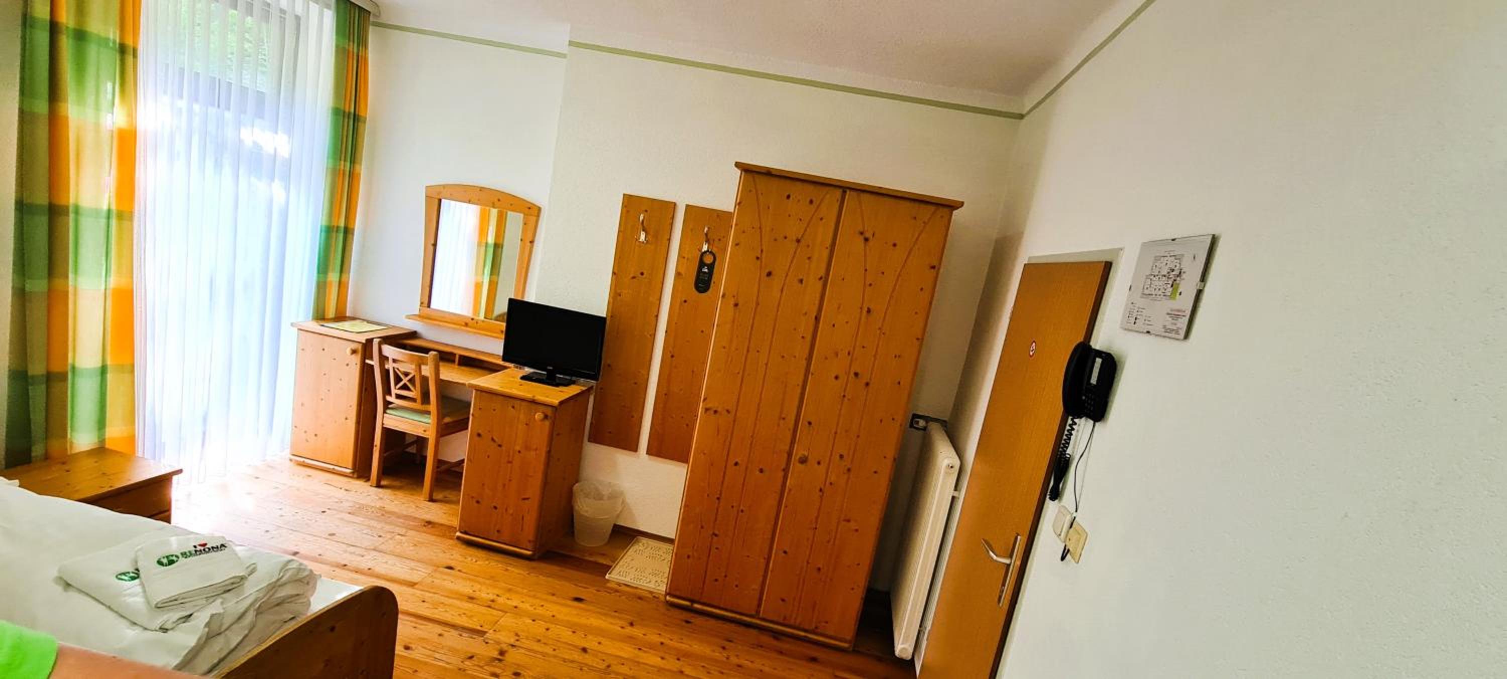 Twin Room with Bathroom
