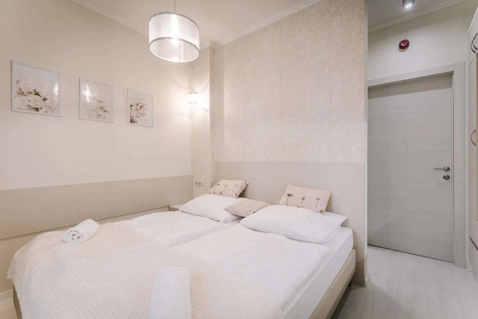 Apartment - Ground Floor photo 3