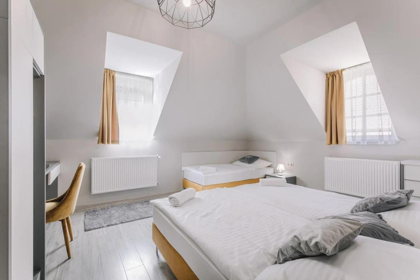 Apartment - Photo 3