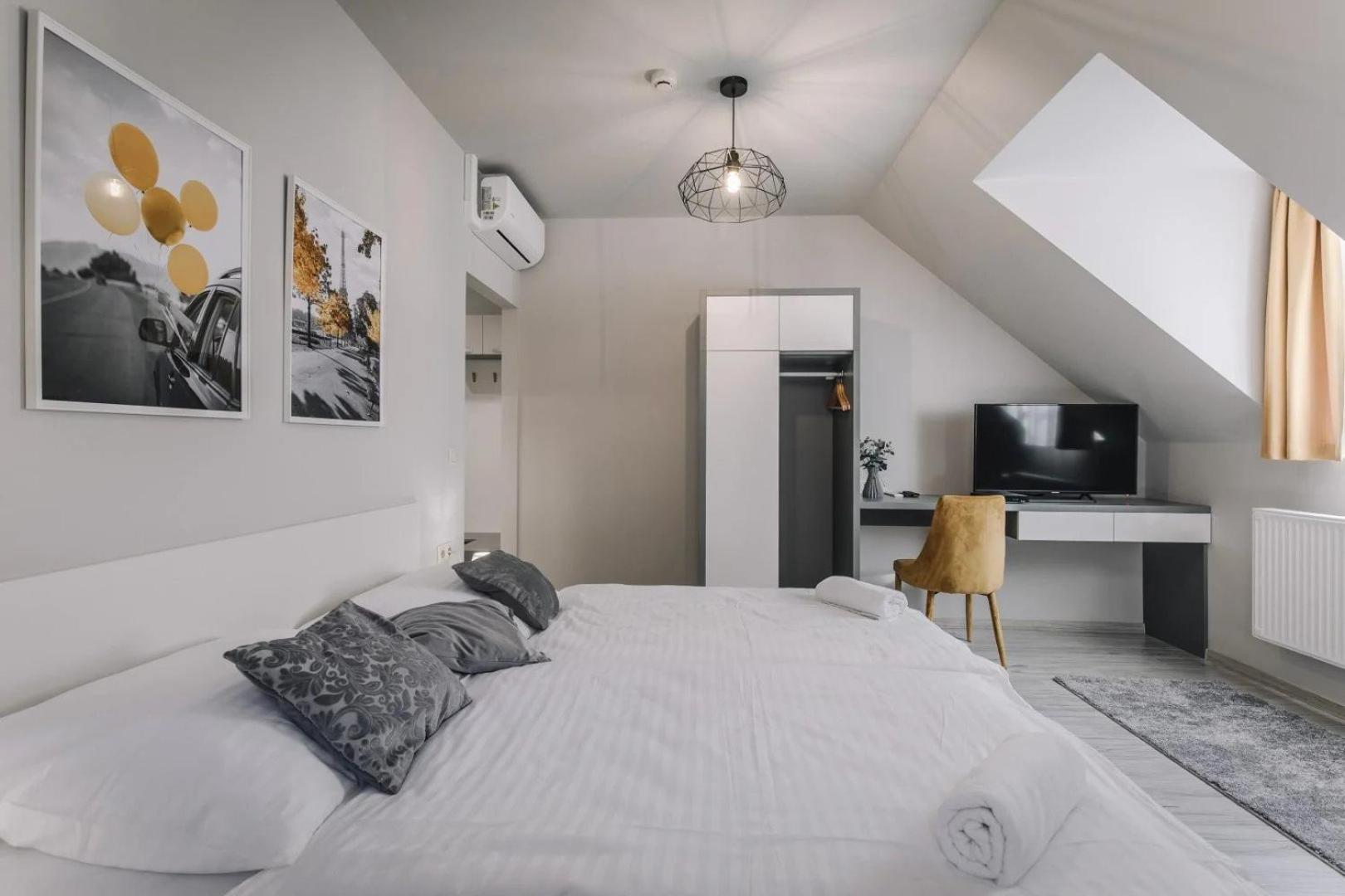 Apartment - Photo 4