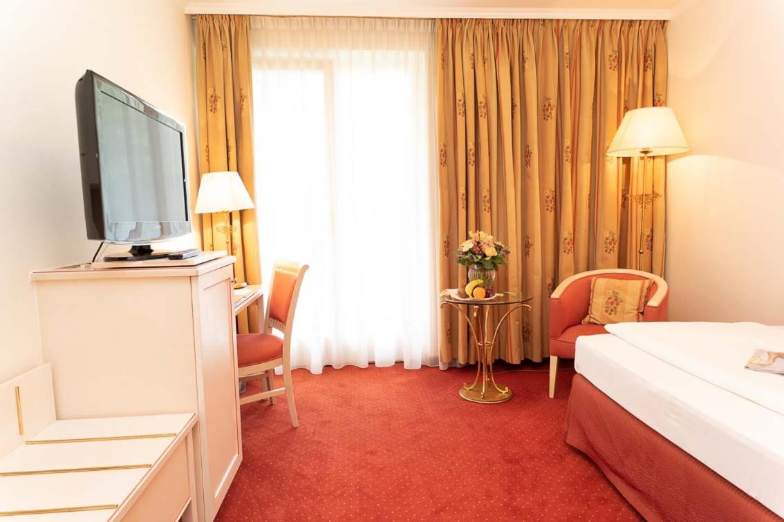 Deluxe Single Room with Balcony photo 1