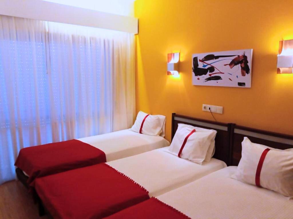 Double or Twin Room with Extra Bed photo 3