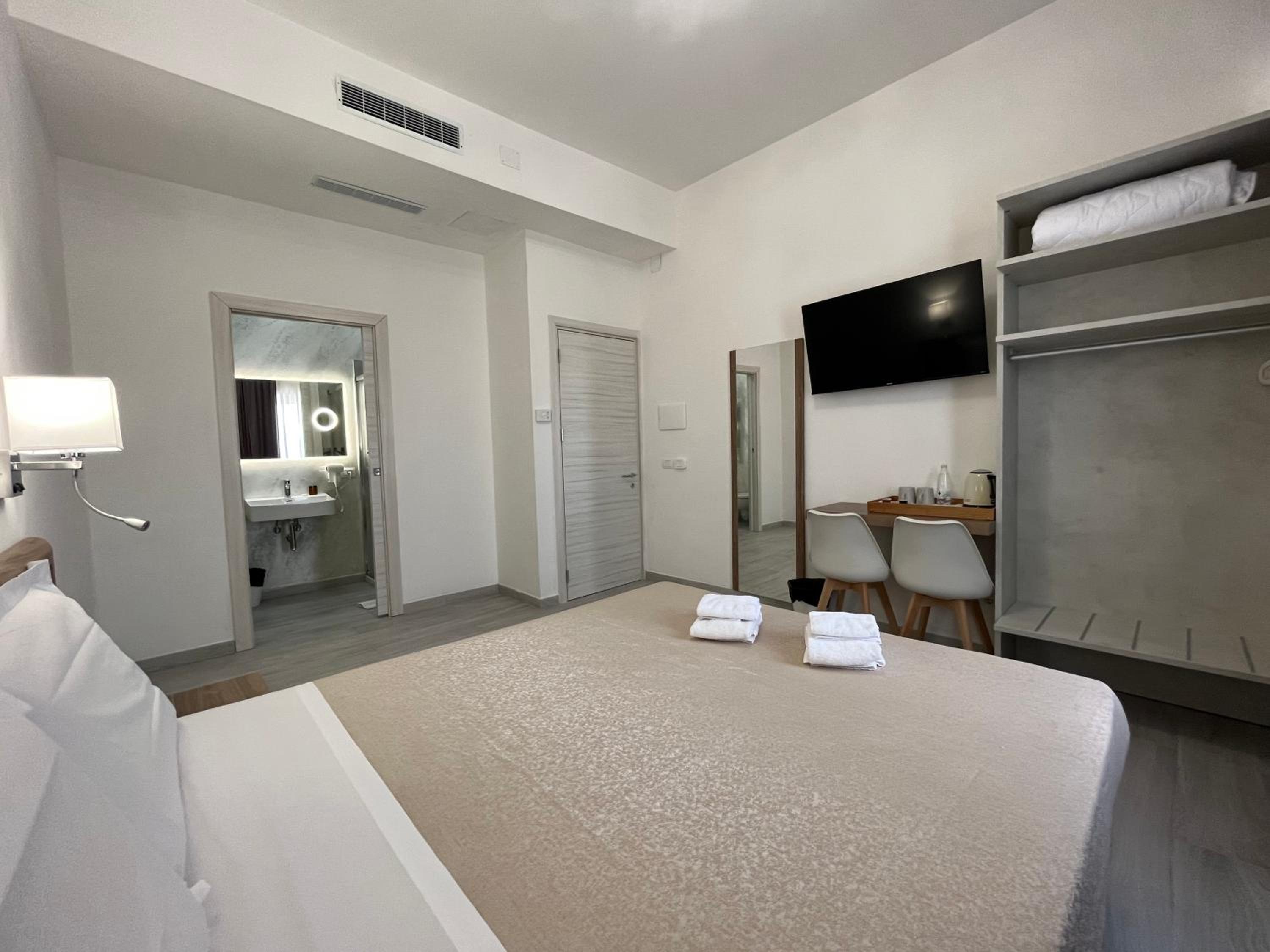 Superior Double or Twin Room with City View