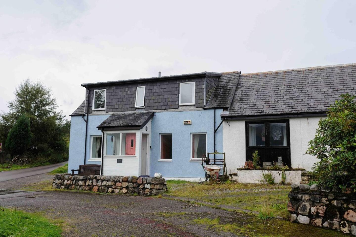 Four-Bedroom House photo 3