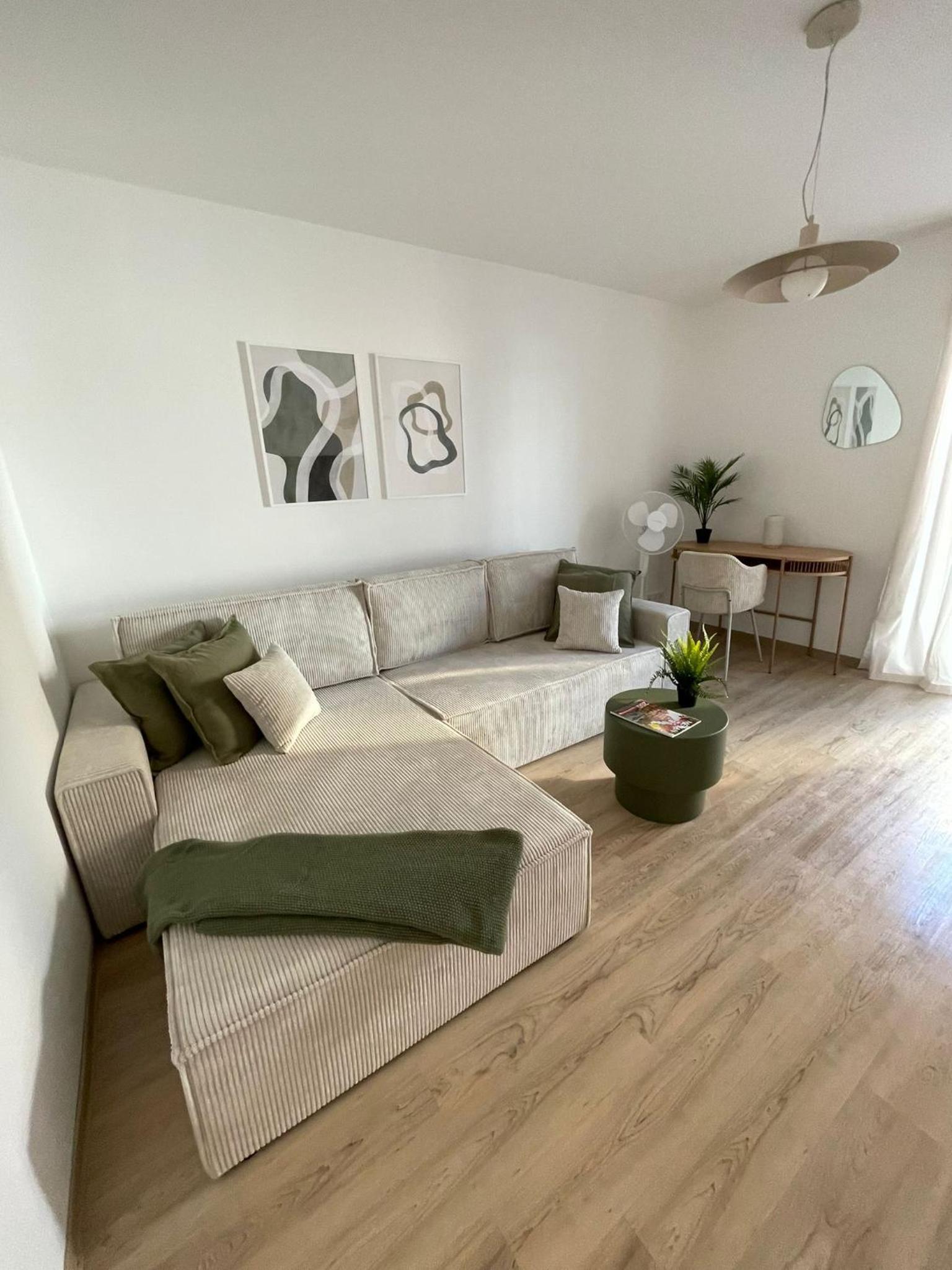 Apartment with Balcony photo 1