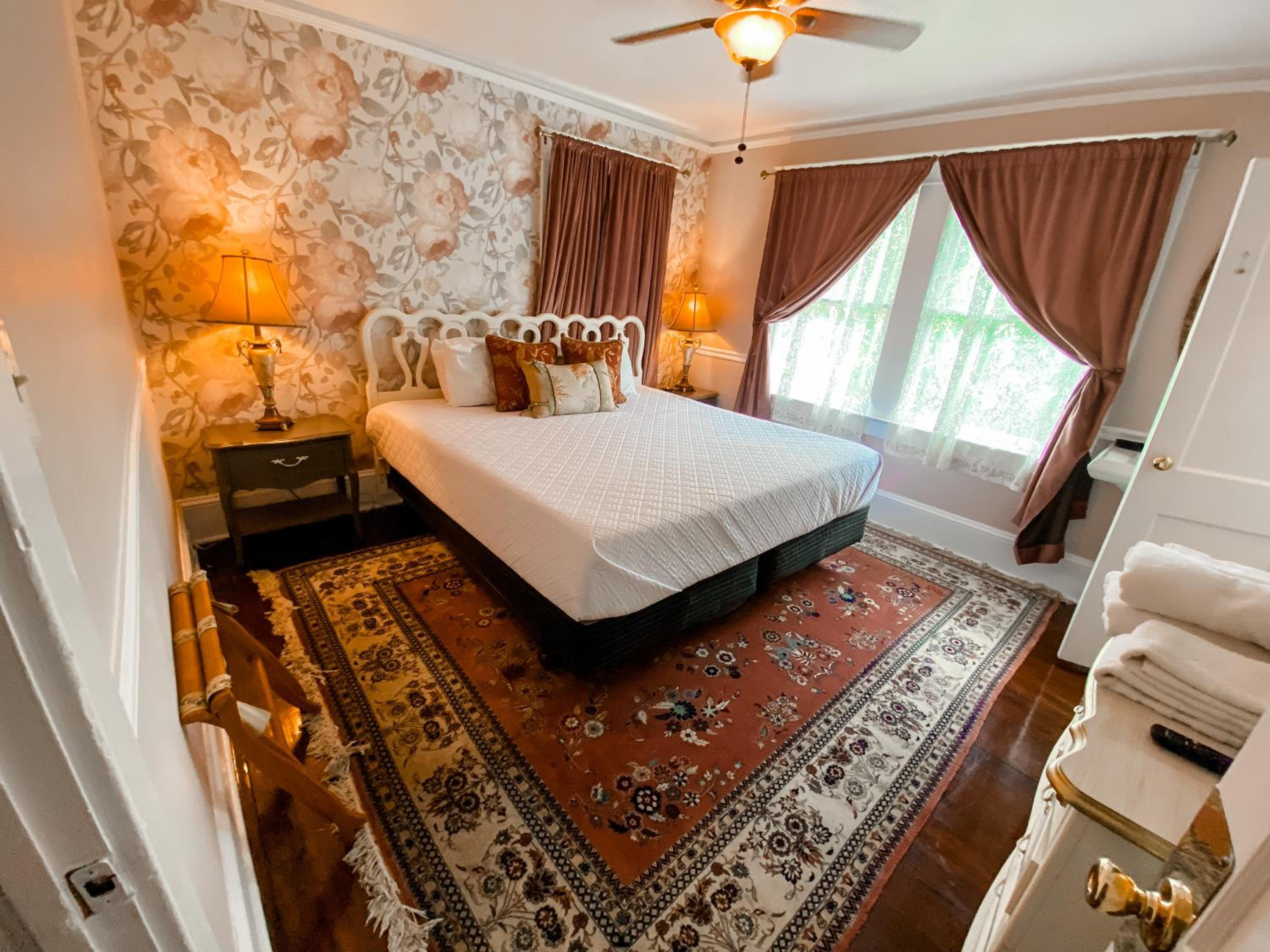 The Historic Craftsman (2nd Floor)