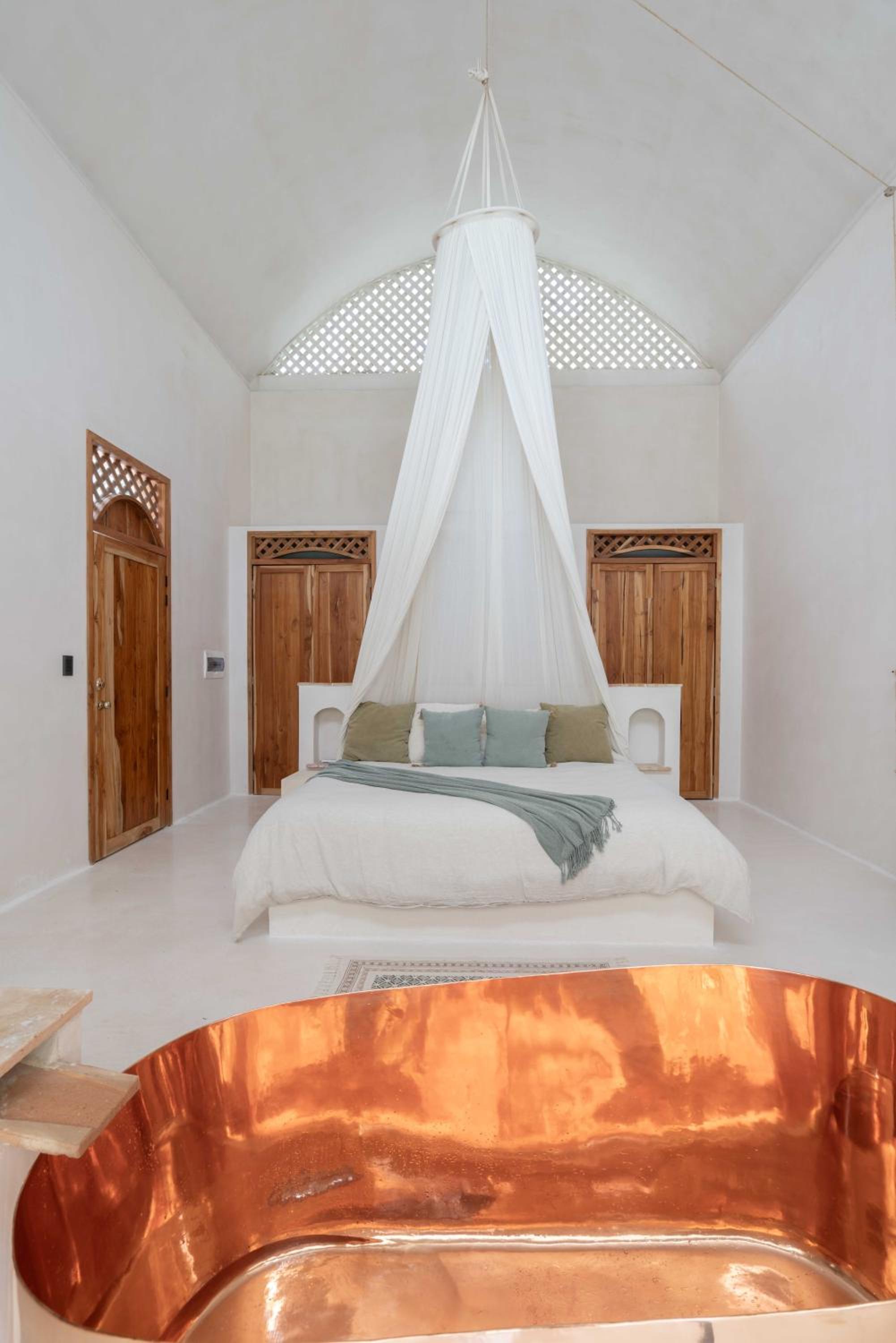 Suite with Private Pool - Photo 74