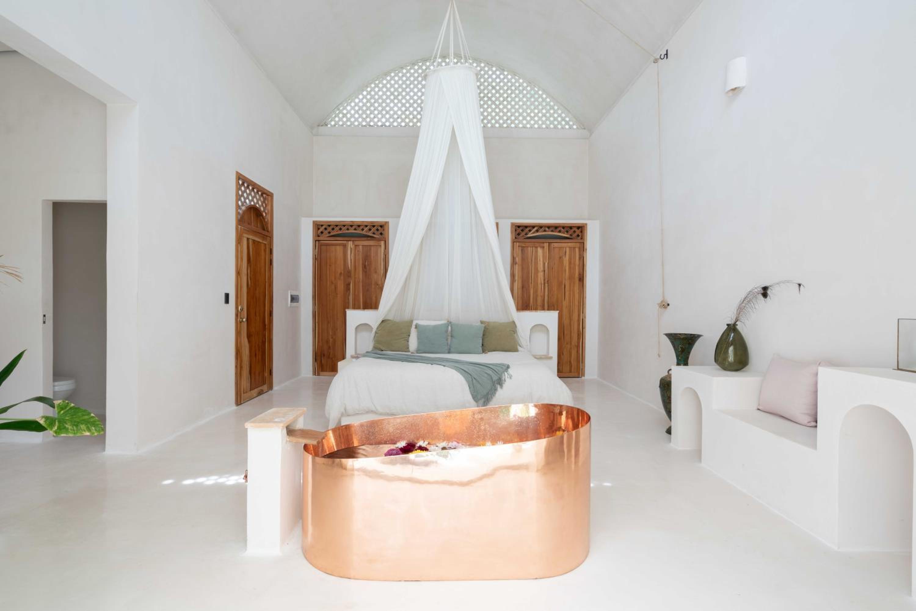 Suite with Private Pool - Photo 68
