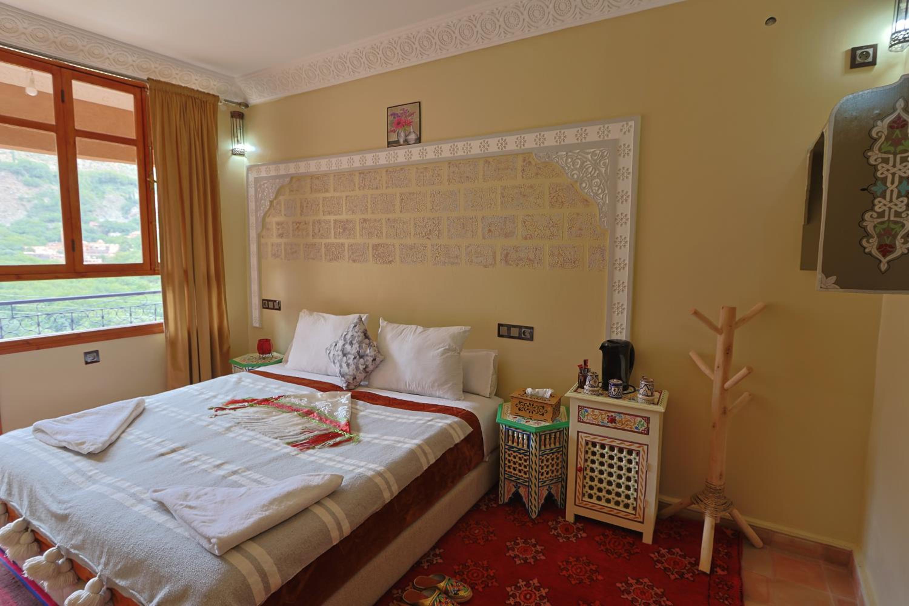 Double or Twin Room with Balcony photo 3