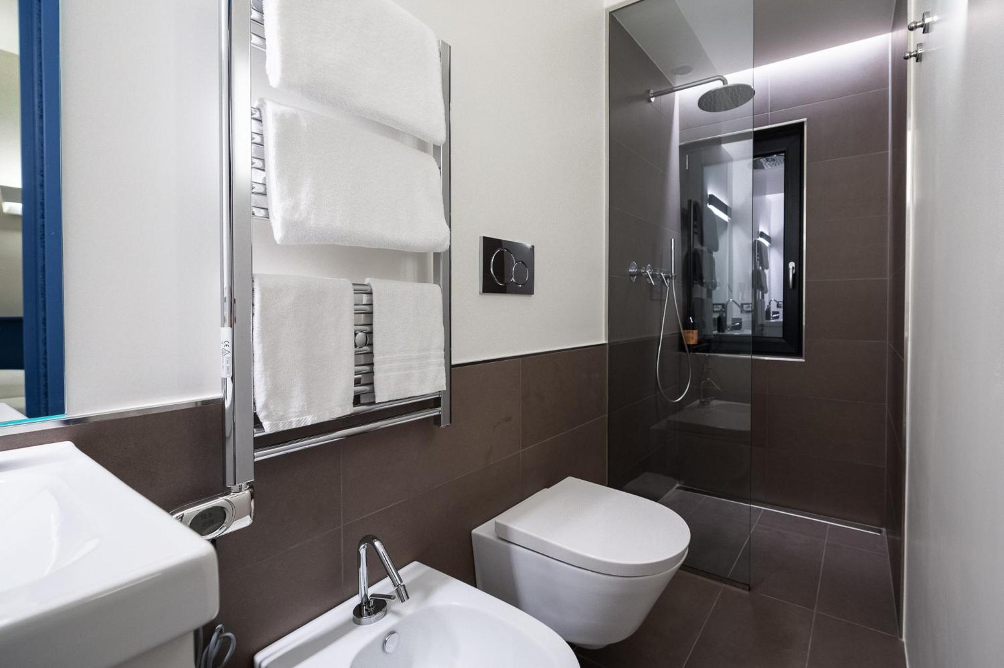 Double Room with Private Bathroom photo 3