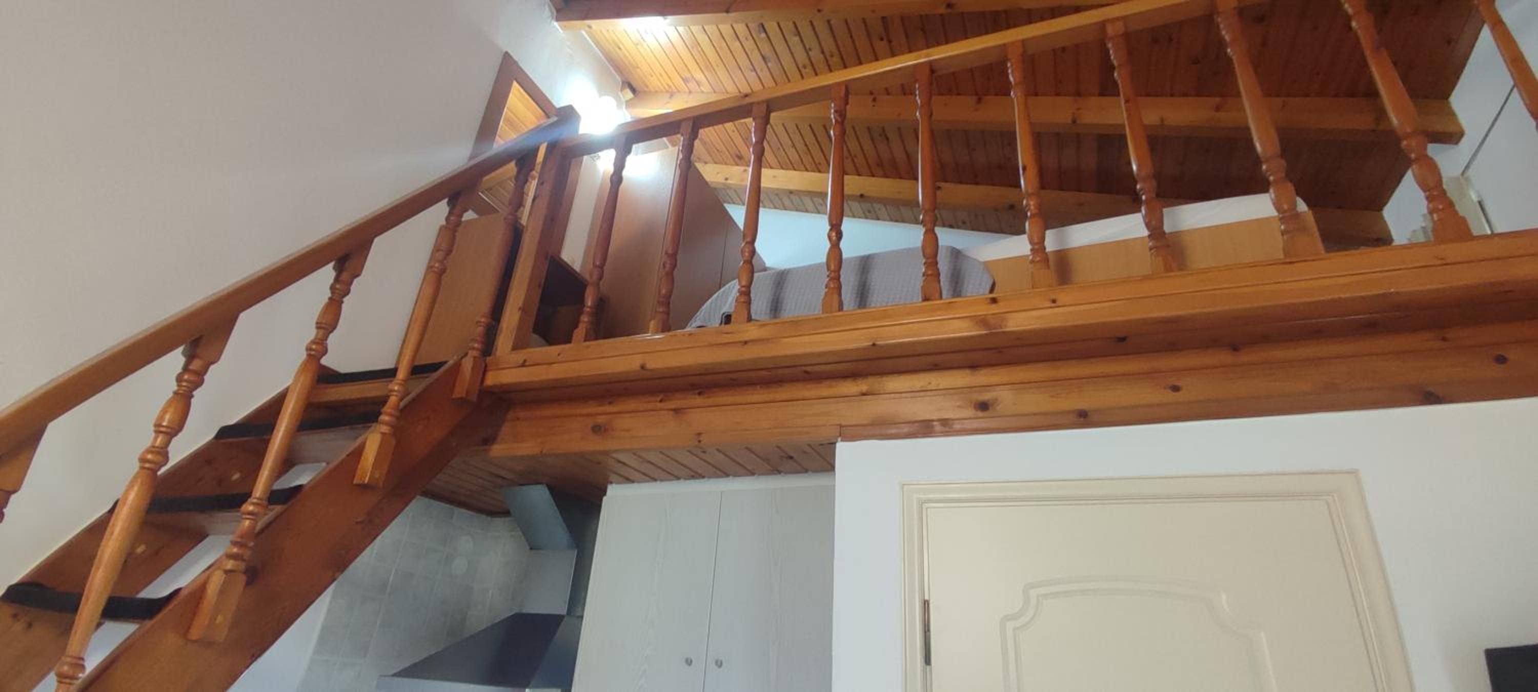 Apartment with Balcony - Photo 16