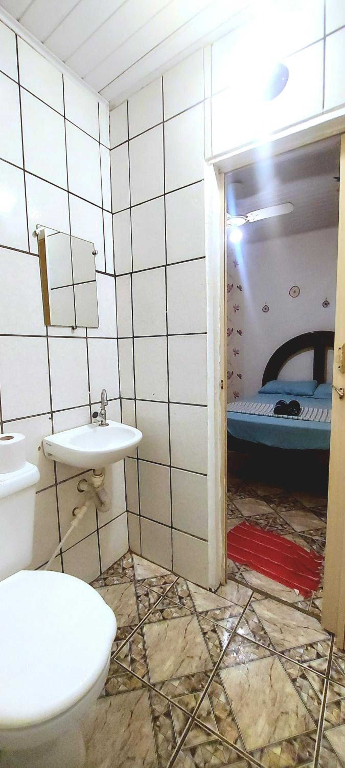 Standard Suite - Photo 2